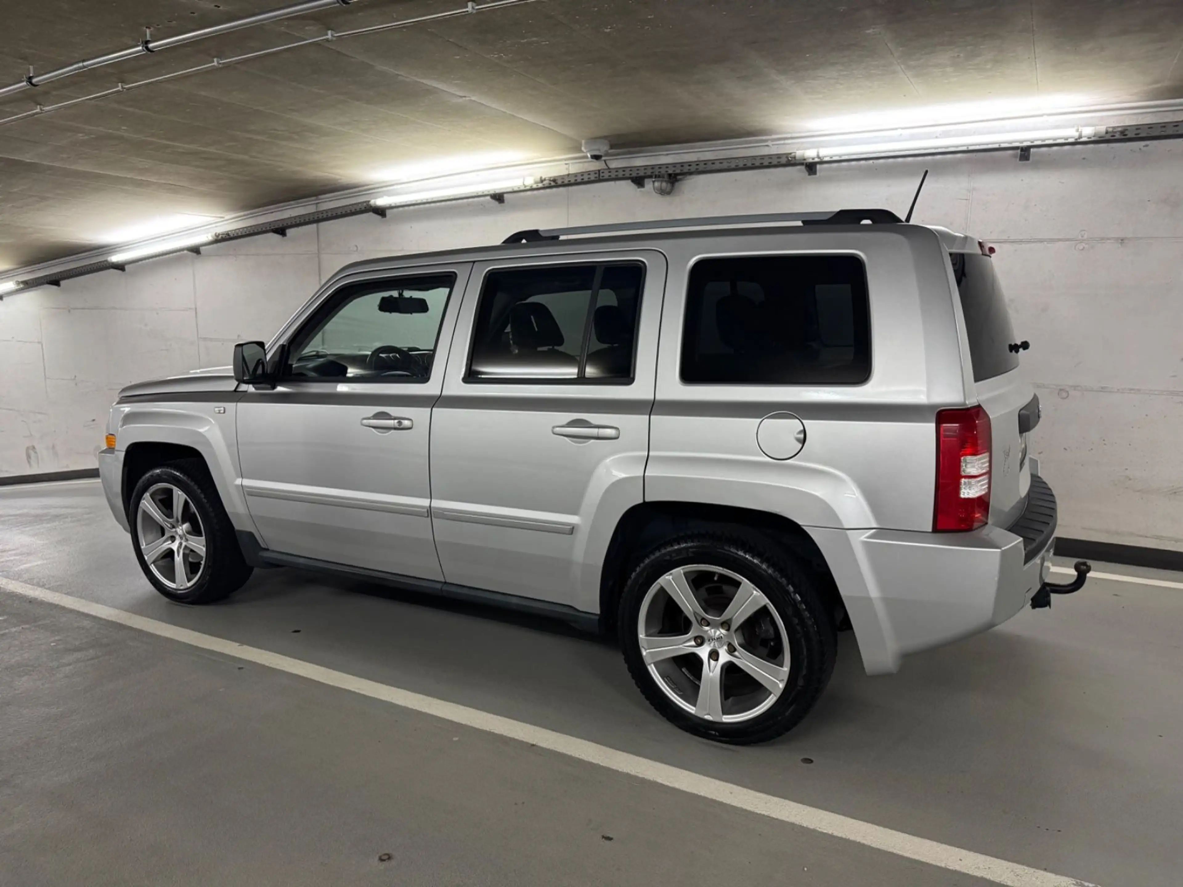 Jeep Patriot 2.4 Limited |Automatik|BostonSound|AHK| — photo 3