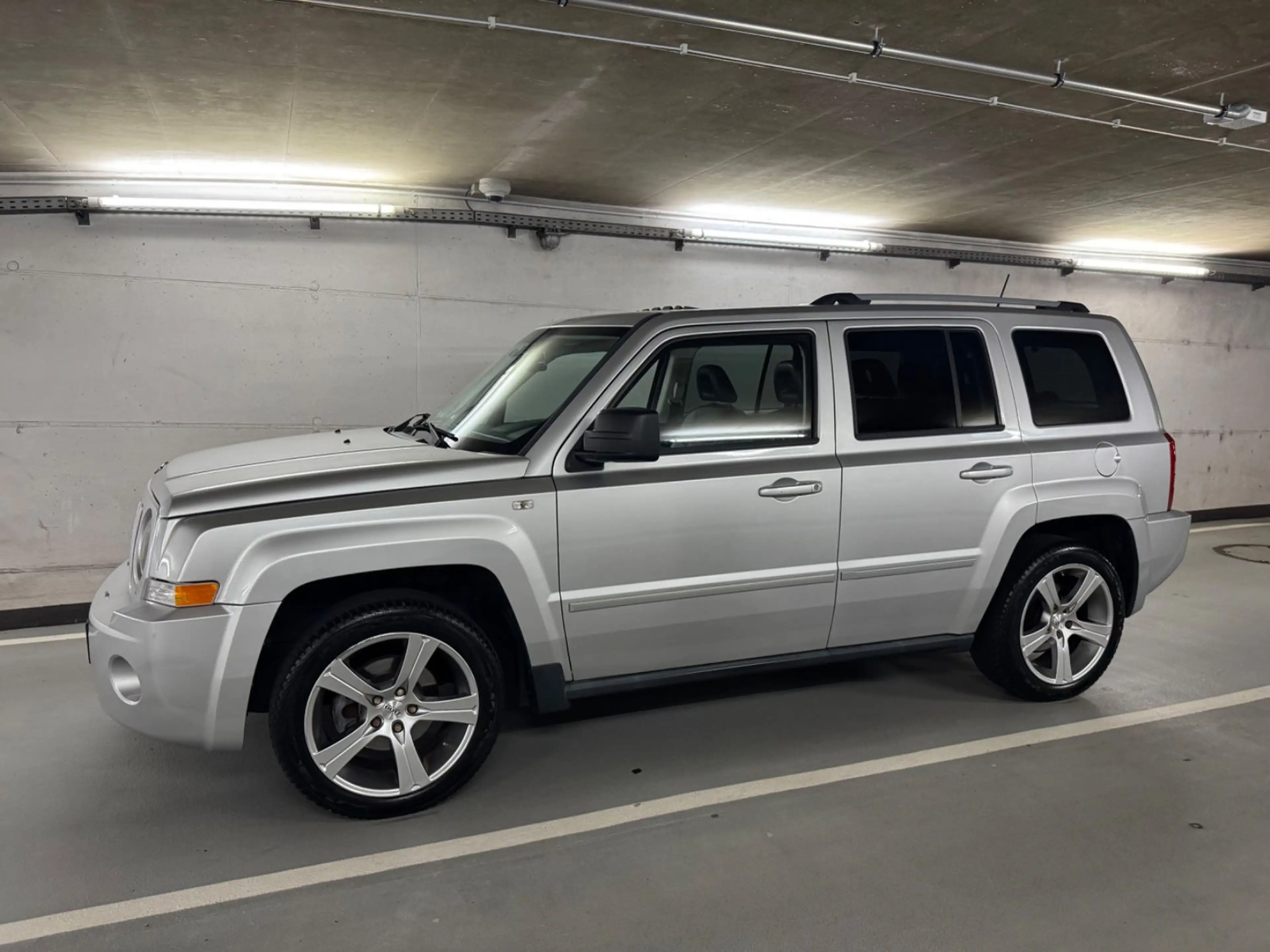 Jeep Patriot 2.4 Limited |Automatik|BostonSound|AHK| — photo 2