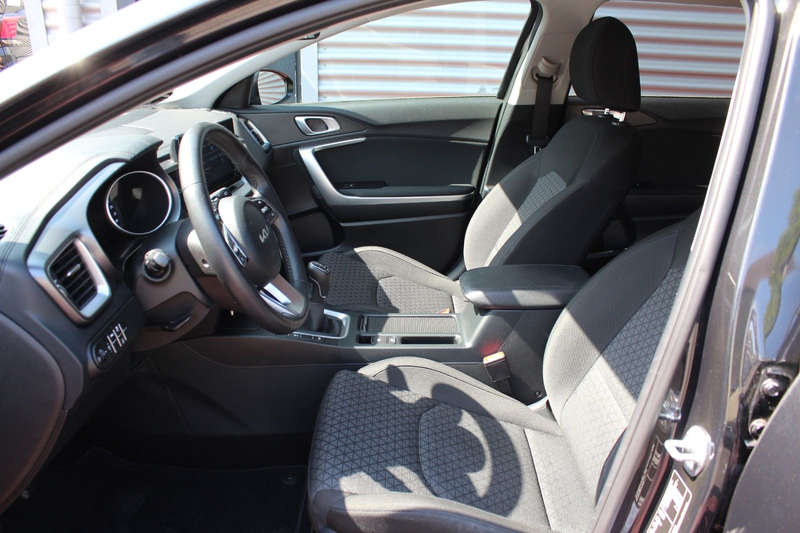 Kia Ceed SW / cee'd SW cee'd SPORTSWAGON 100 PRESTIGE KLIMA AHK 1.Hd — photo 15