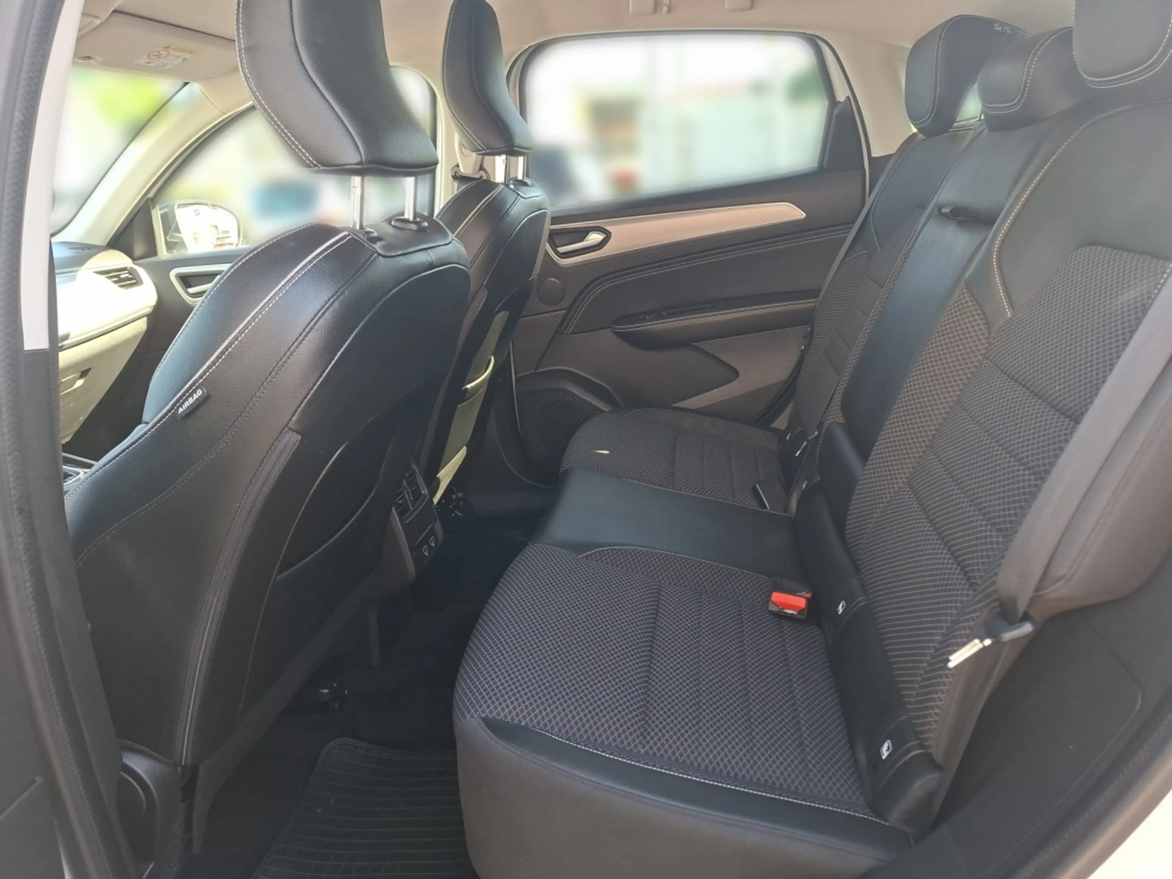 Renault Arkana Techno Mild Hybrid 140 EDC — photo 11