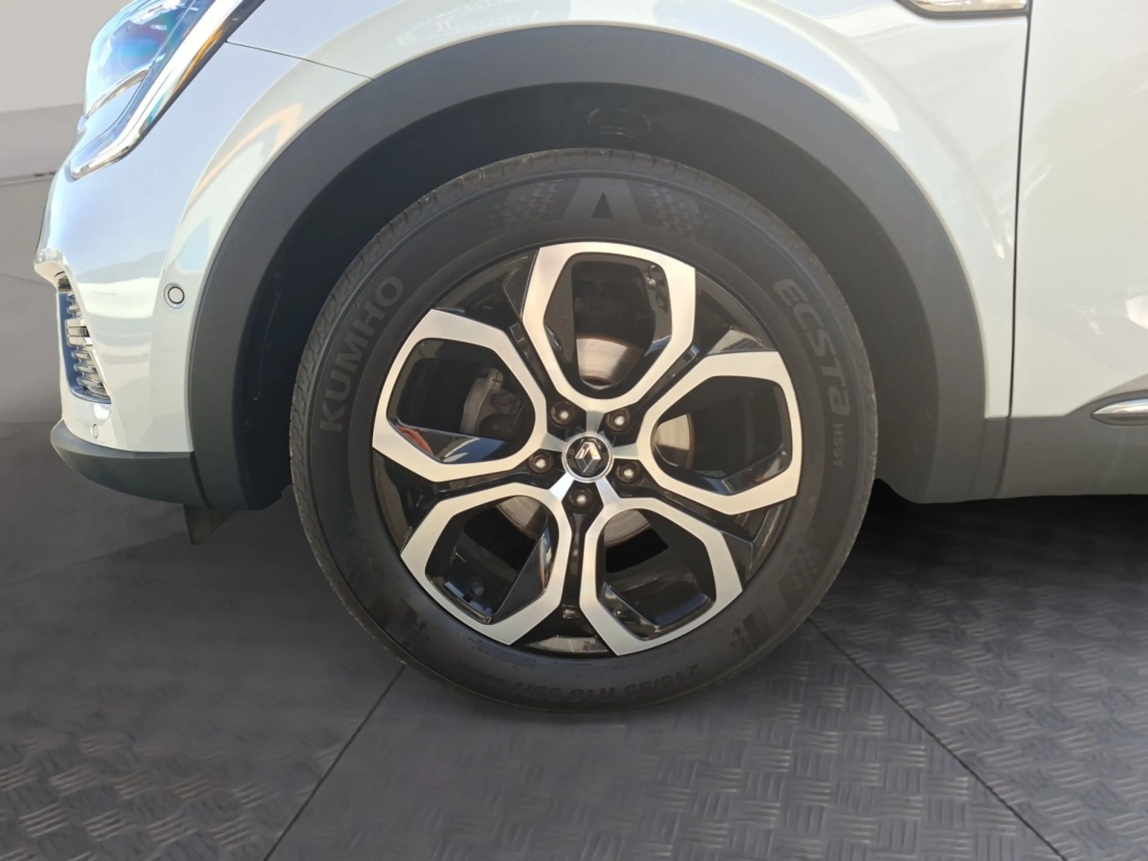 Renault Arkana Techno Mild Hybrid 140 EDC — photo 14