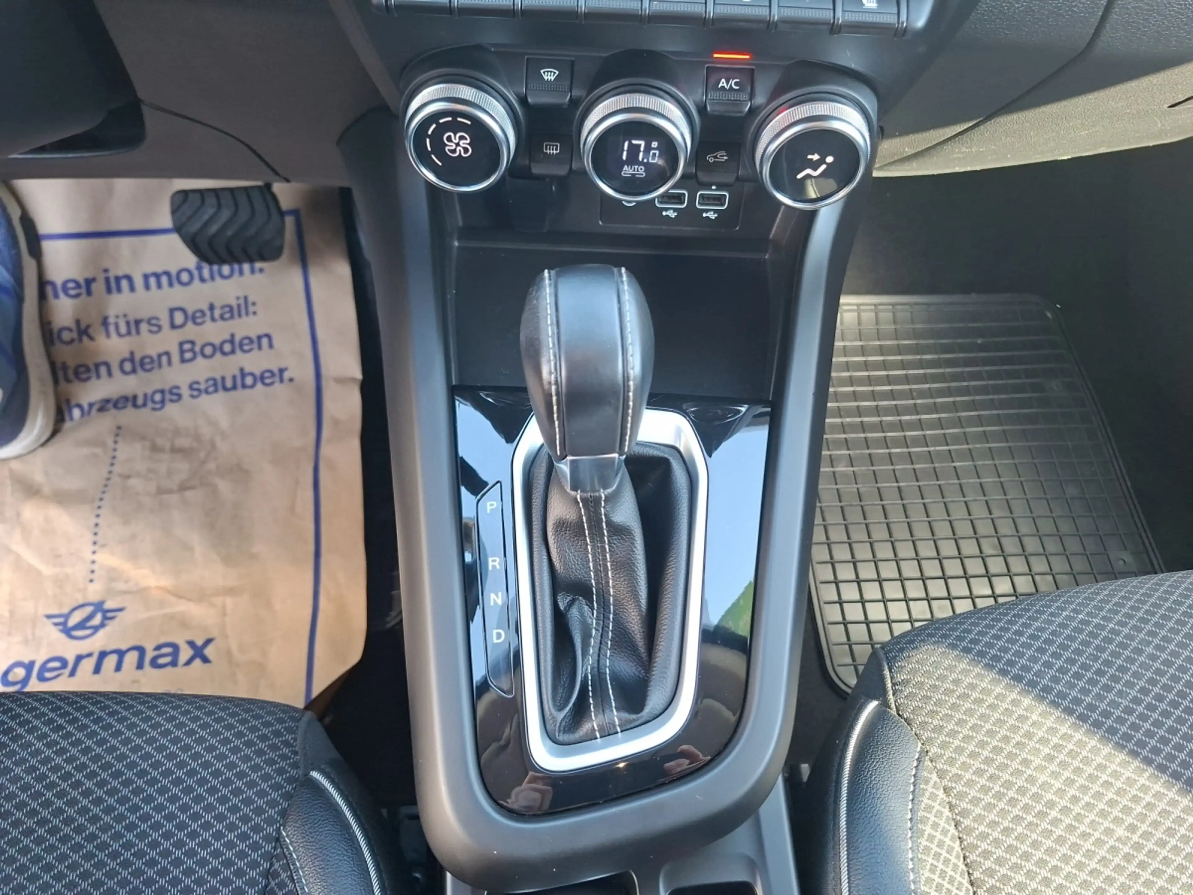 Renault Arkana Techno Mild Hybrid 140 EDC — photo 9