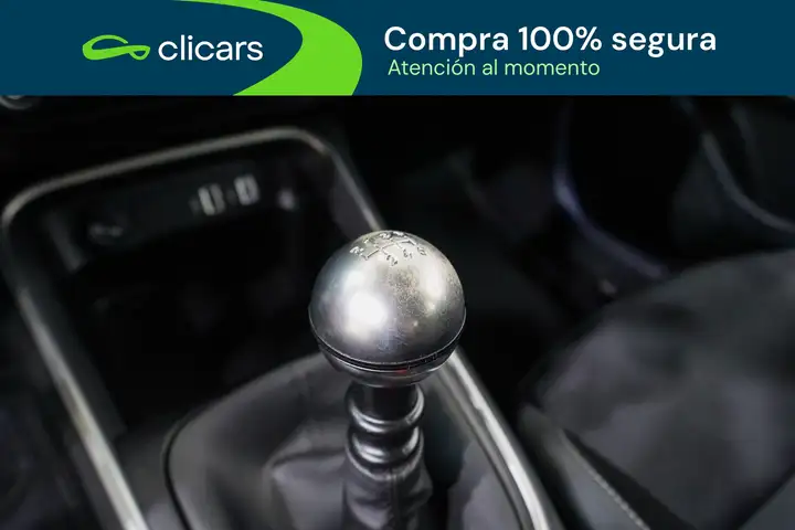 Jeep Avenger 1.2 Turbo Altitude 2023, foto 27