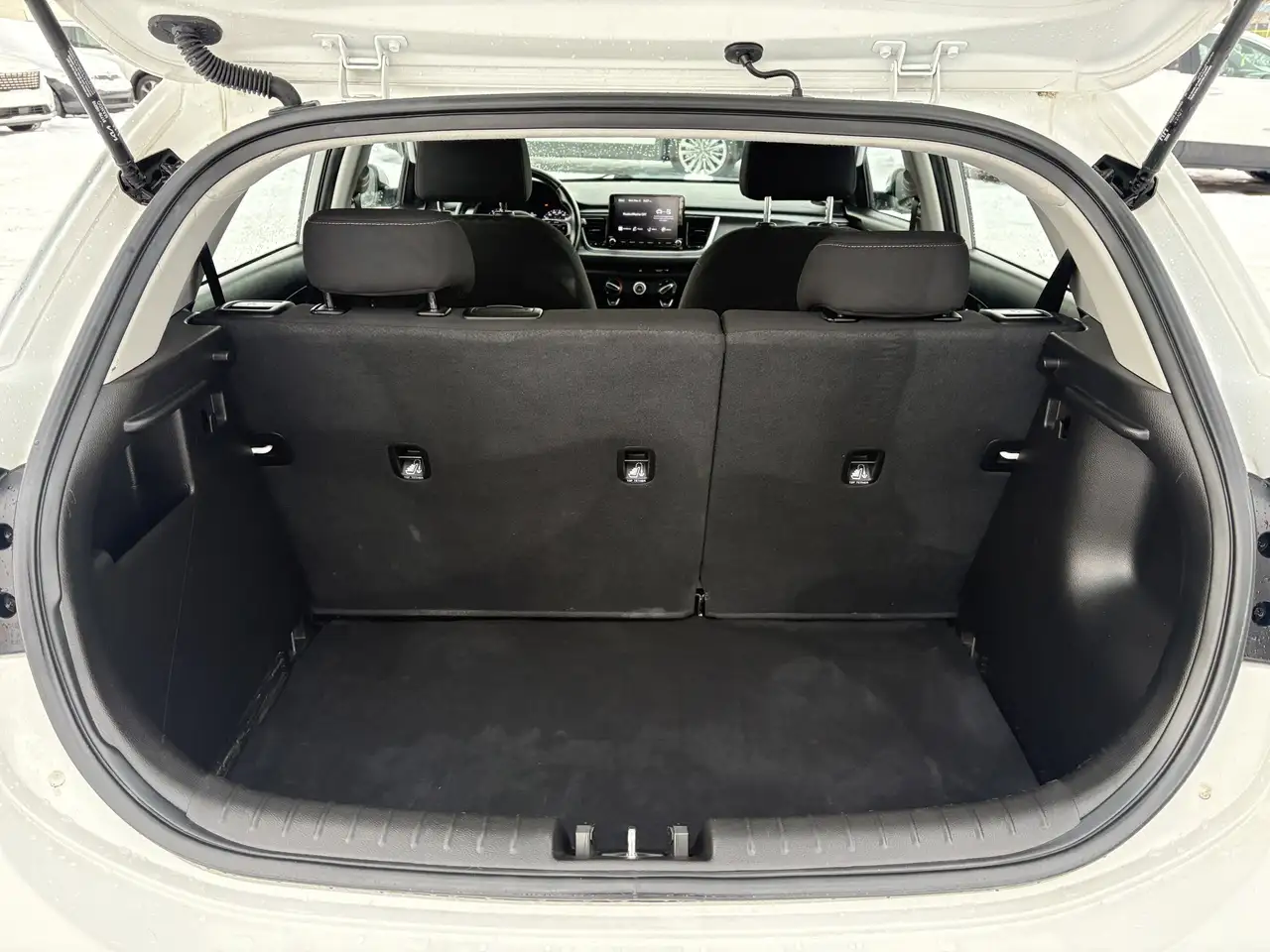 Kia Rio снимка Kia Rio
