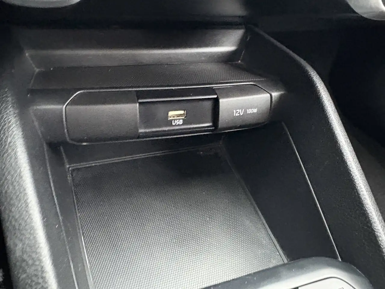 Kia Rio снимка Kia Rio