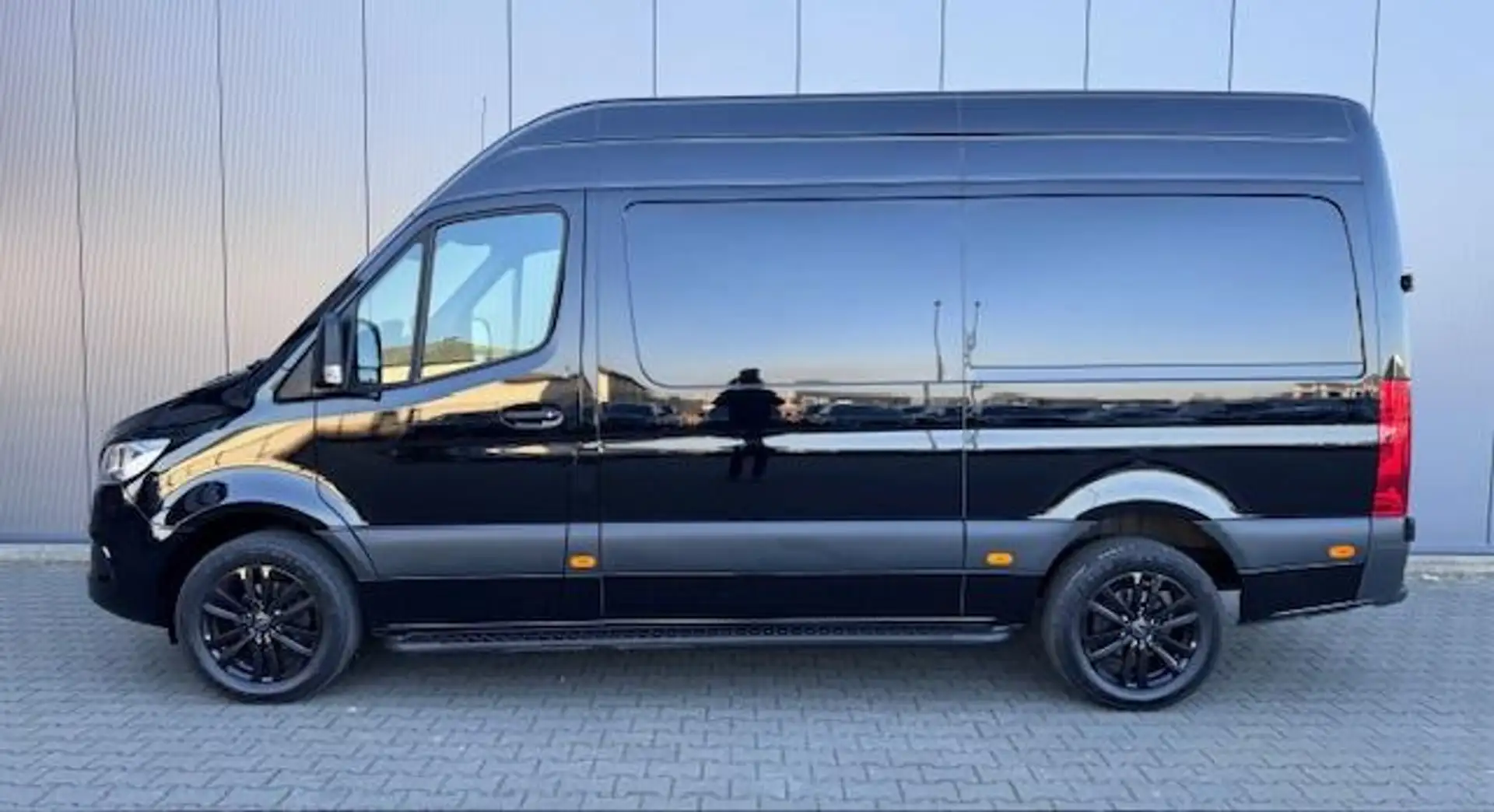 Mercedes-Benz Sprinter 317 CDI L2H2 AUTOMAAT NAVI CAMERA DAB APPLE-CARPLA Noir - 2