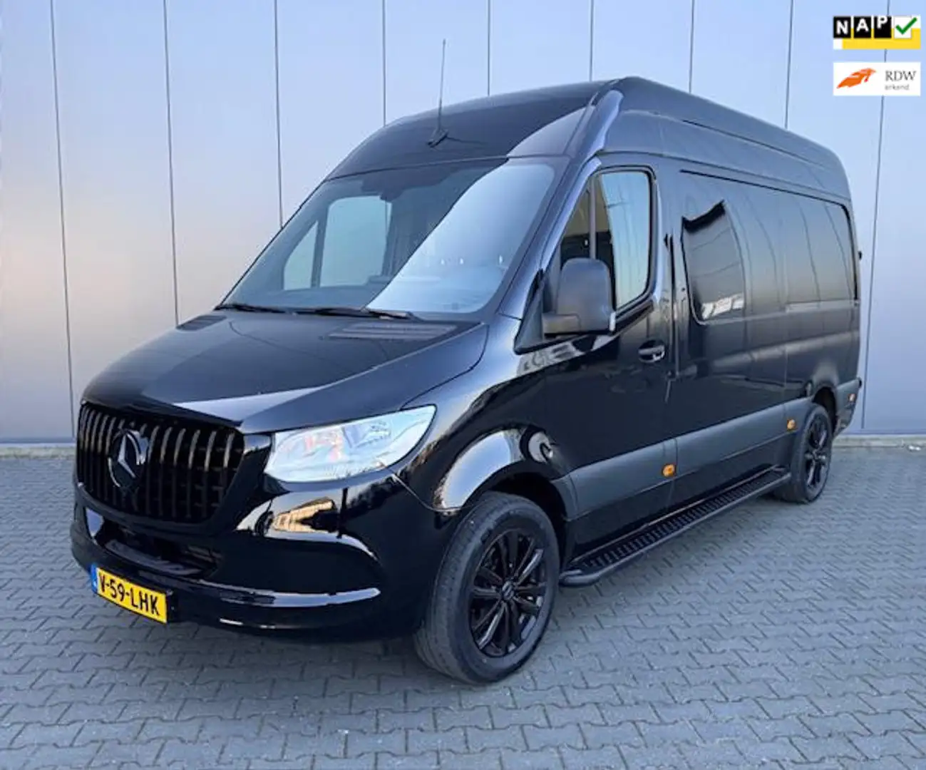 Mercedes-Benz Sprinter 317 CDI L2H2 AUTOMAAT NAVI CAMERA DAB APPLE-CARPLA Noir - 1