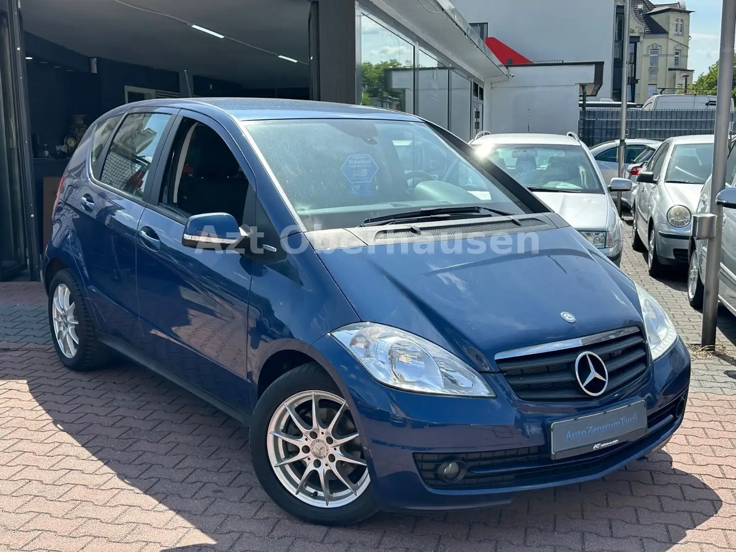 Mercedes-Benz A 180 A -Klasse A 180*KLIMA*TÜV NEU*ALU*NUR 43TKM* Blauw - 1