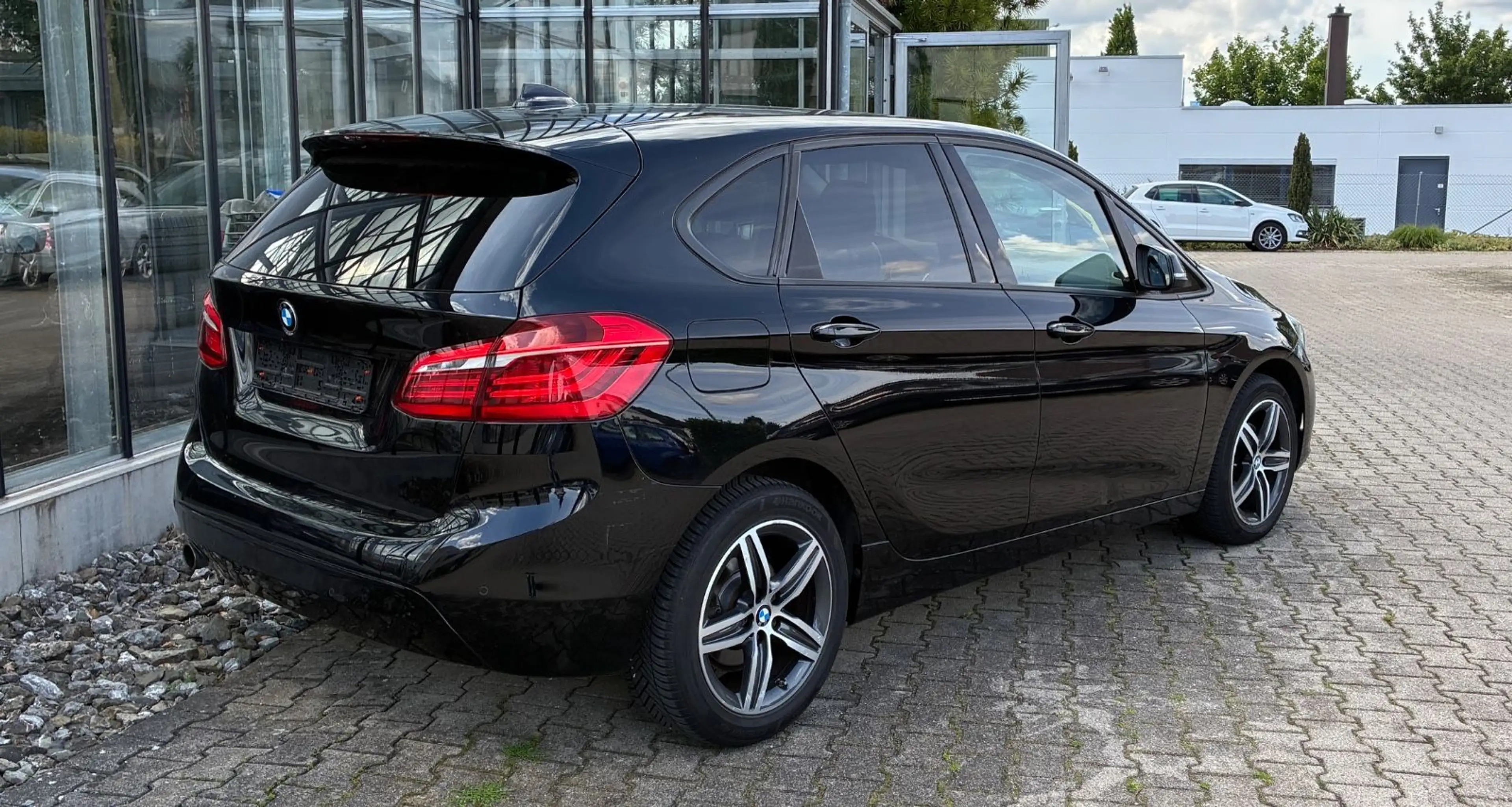BMW 216 SportLine PDC LED Sitzheizung — photo 7