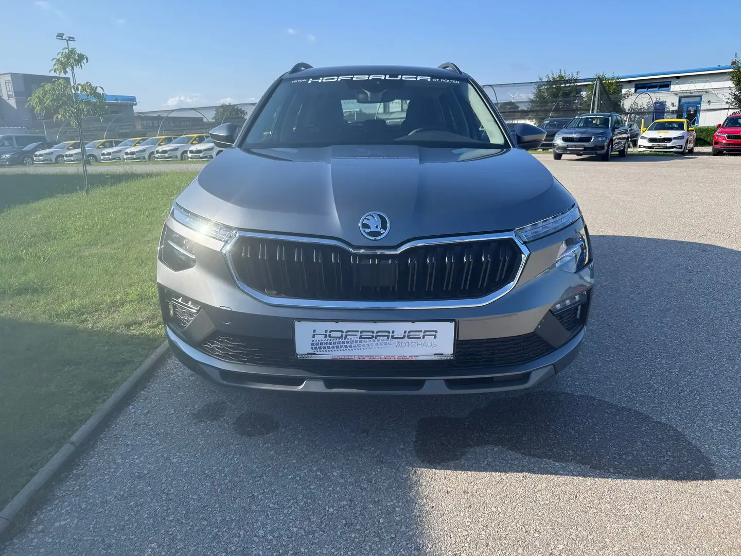 Skoda Kamiq Essence TSI DSG Grau - 1