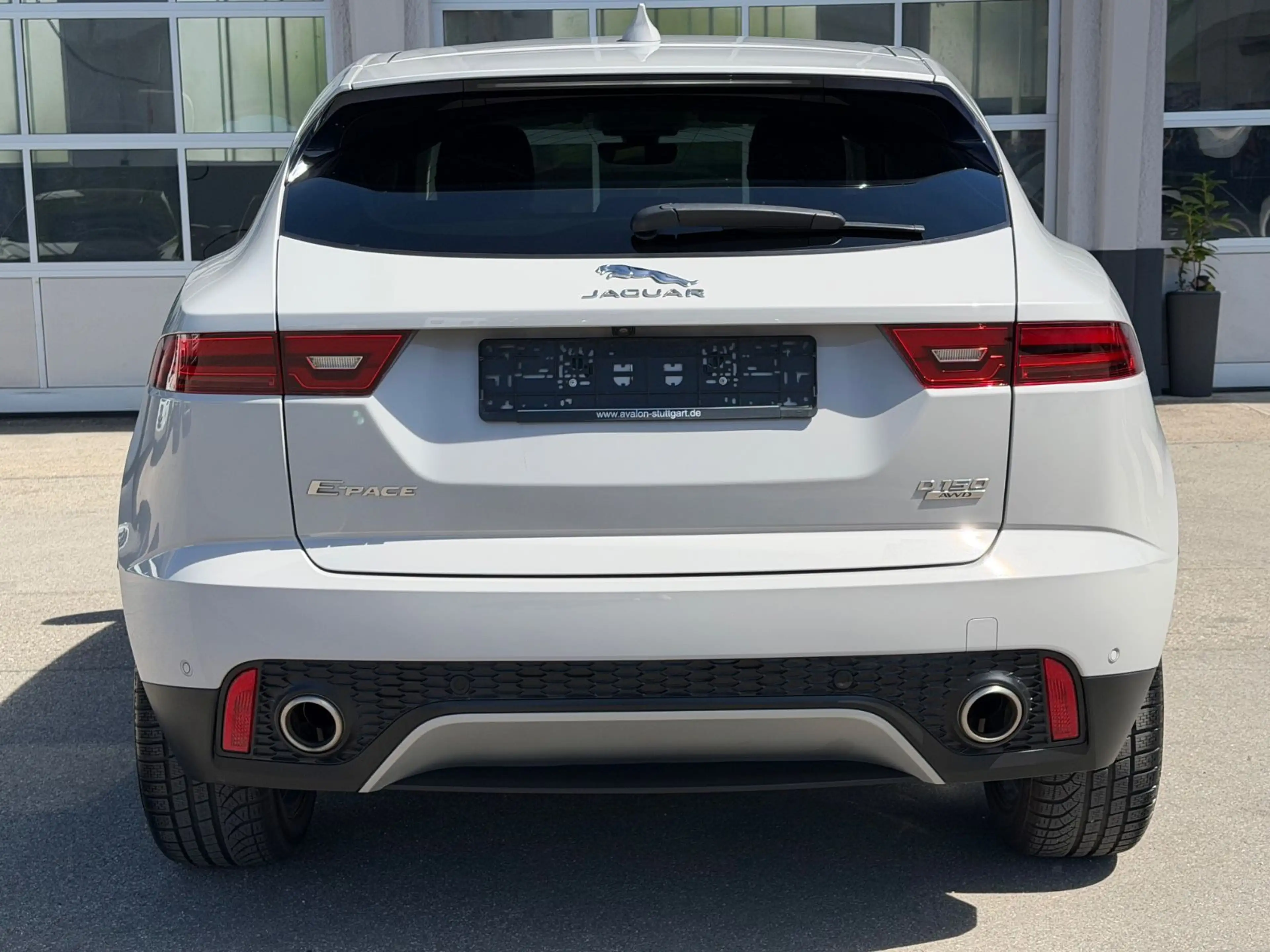 Jaguar E-Pace E-PACE AWD Superzustand ! — photo 40