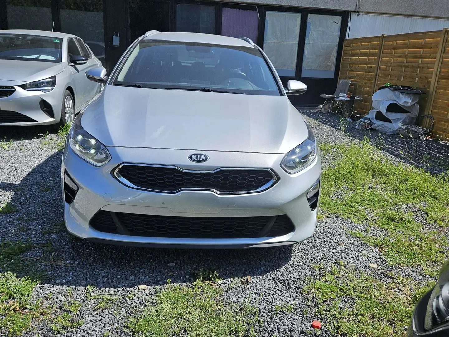 Kia Ceed SW / cee'd SW 1.6 CRDi MHEV Business Line DCT (EU6d) Gris - 1