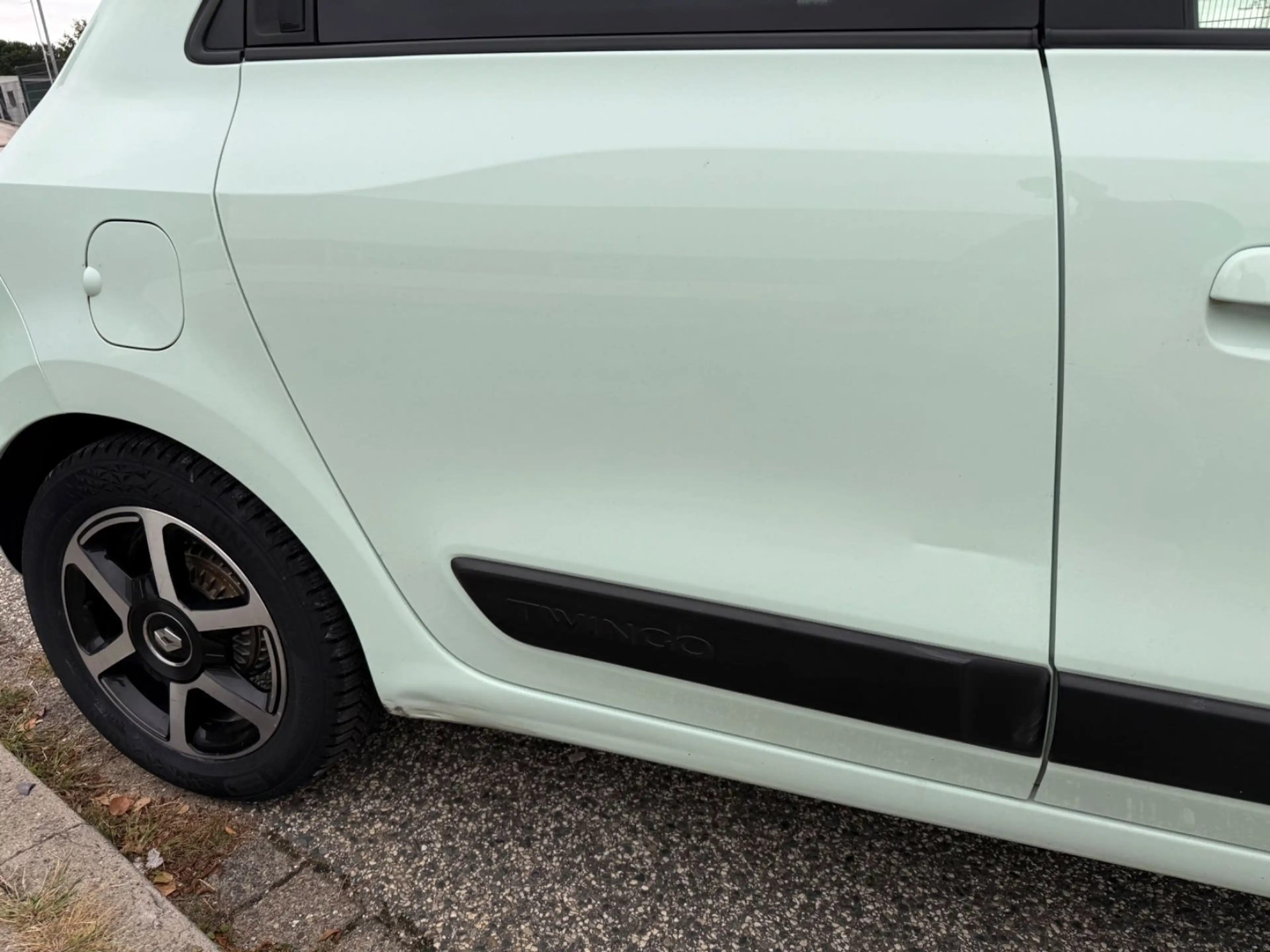 Renault Twingo Limited KLIMA CARPLAY TÜV NEU — photo 7