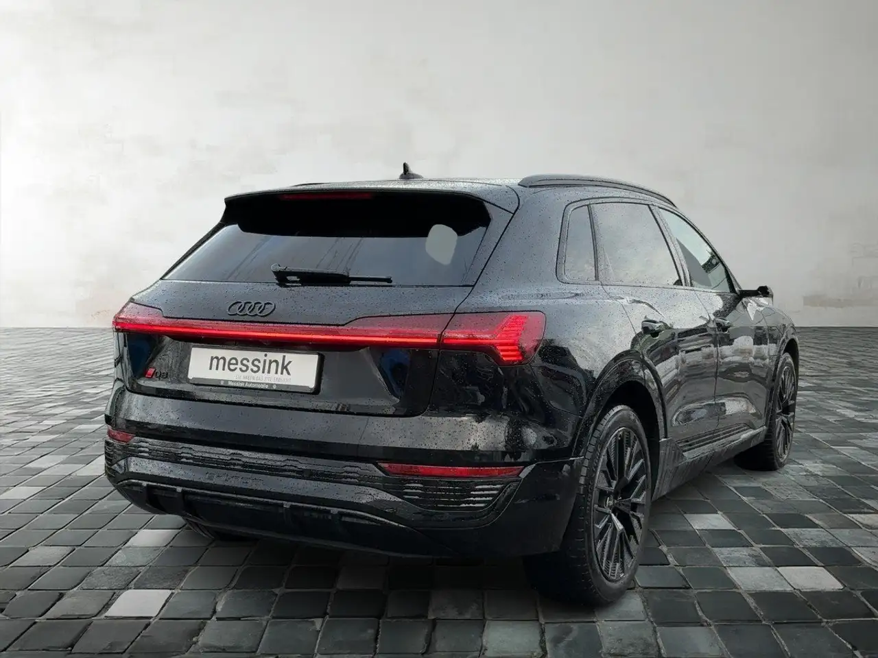 Audi Q8 e-tron S line 55 quattro Leder Luft Pano LM 5