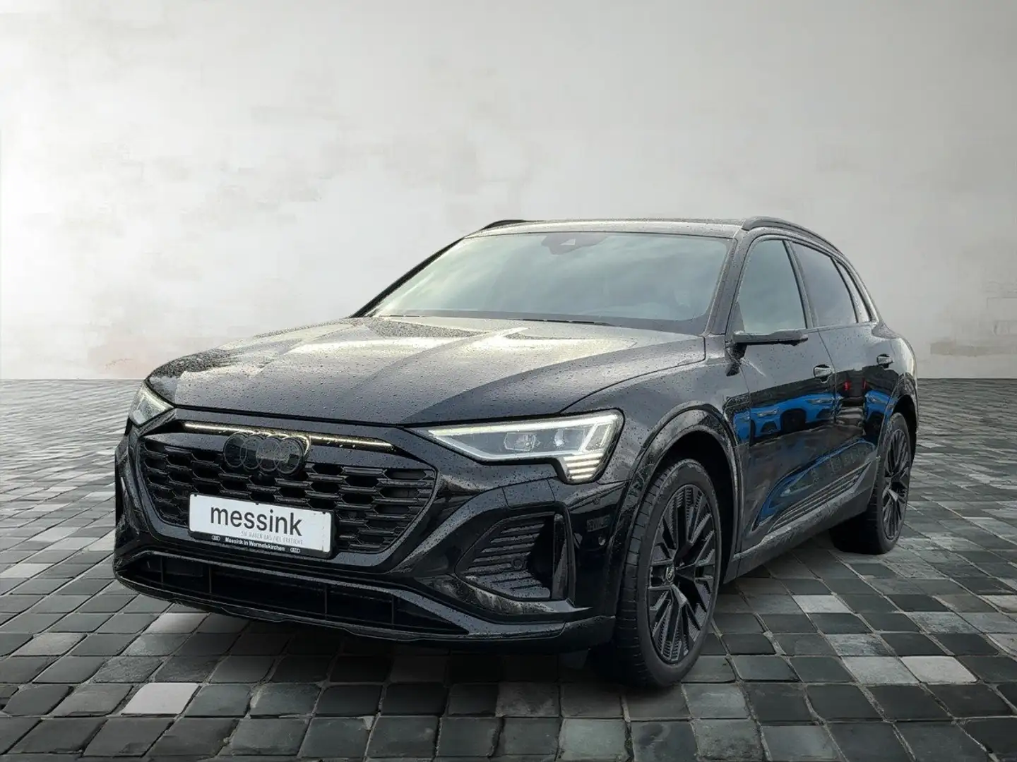 Audi Q8 e-tron S line 55  quattro Leder Luft Pano LM Schwarz - 2