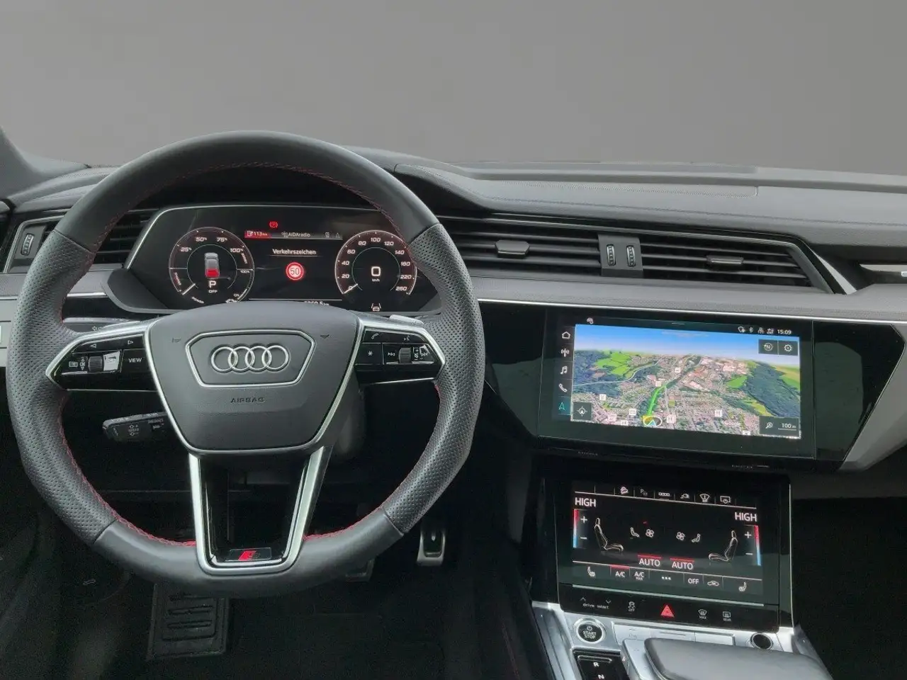 Audi Q8 e-tron S line 55 quattro Leder Luft Pano LM 10