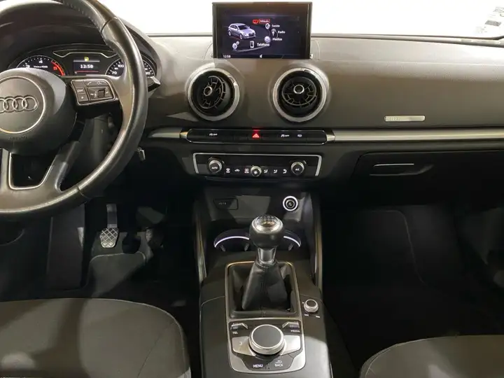 Audi A3 Sportback 1.6 TDI 2017, foto 9