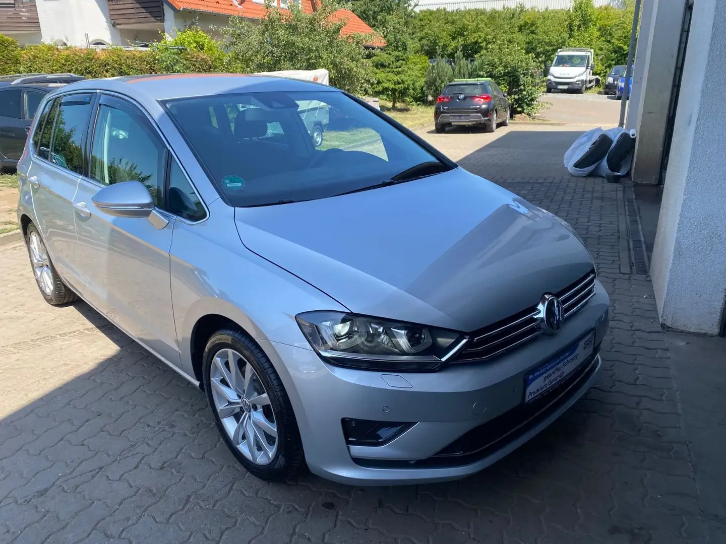 Volkswagen Golf Sportsvan VII Highline 1.4 DSG LED XENON Argent - 1