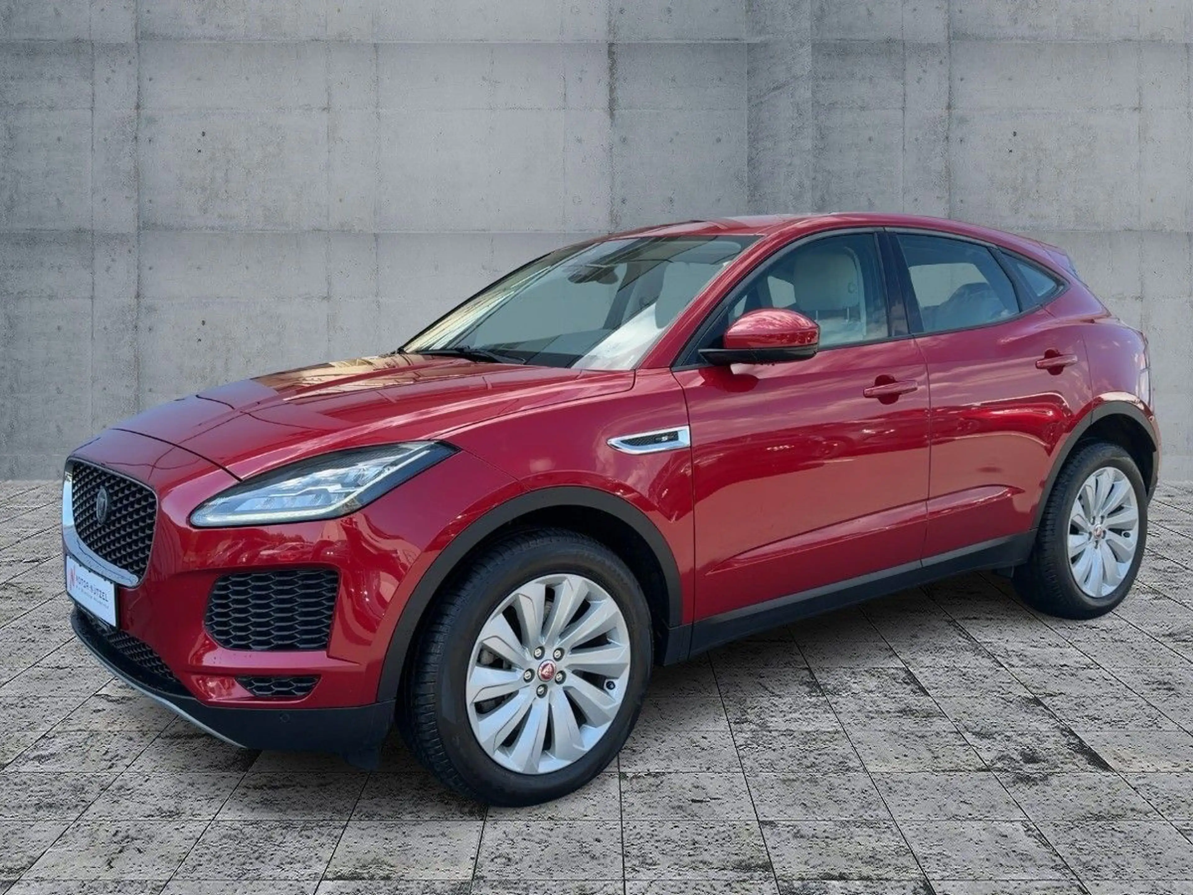 Jaguar E-Pace P200 S AWD LED+NAV+APP+ACC+SHZ+RFK+AHK — photo 2