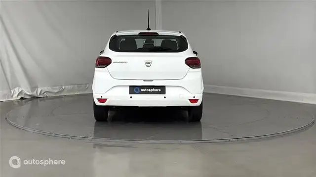Dacia Sandero view 6
