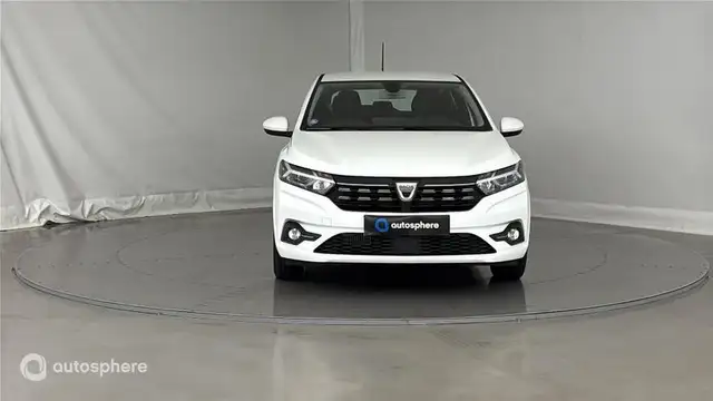 Dacia Sandero view 2