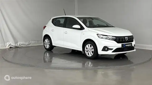 Dacia Sandero view 3