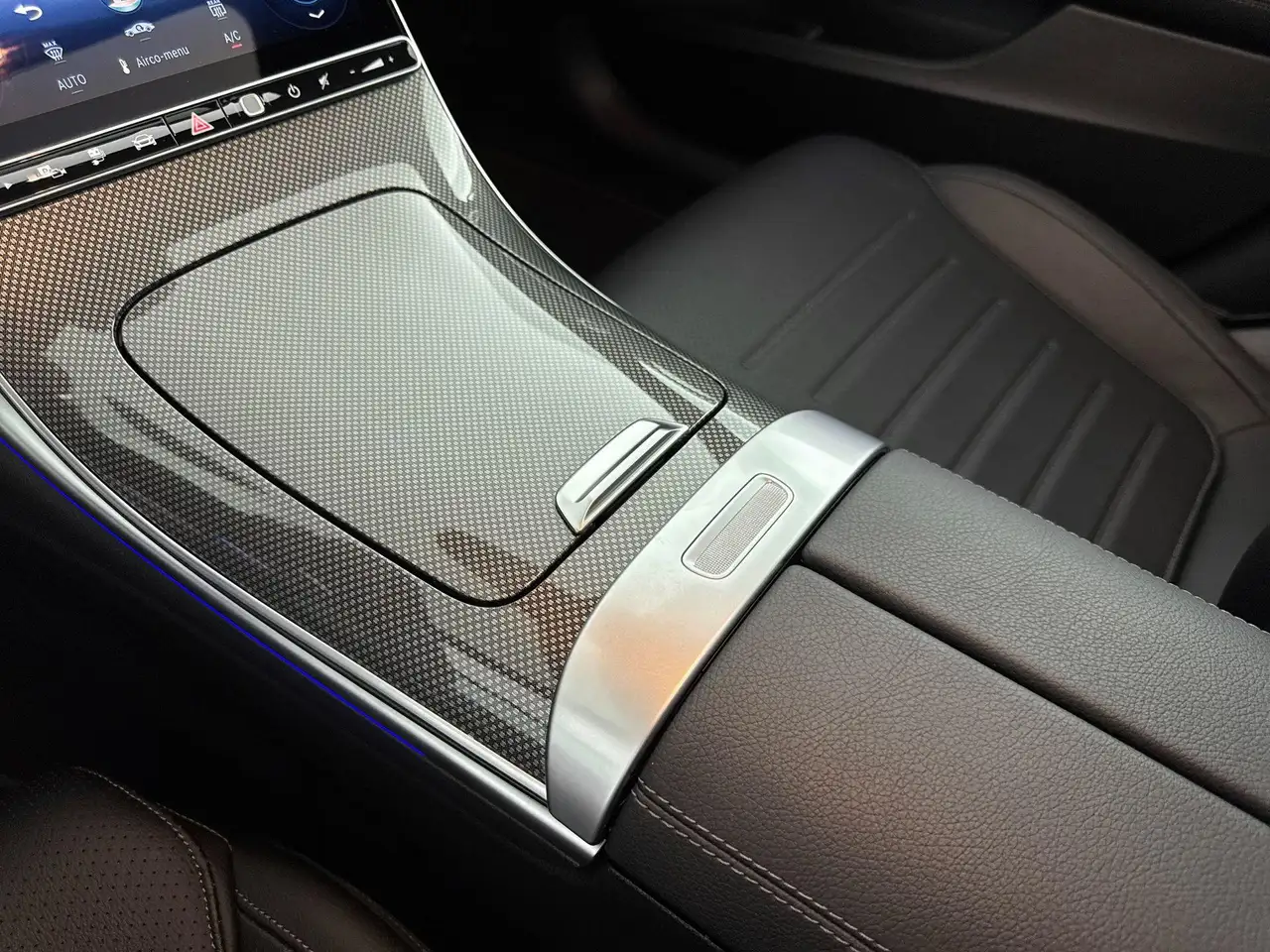 Mercedes-Benz C-Class 2026 — фото 10
