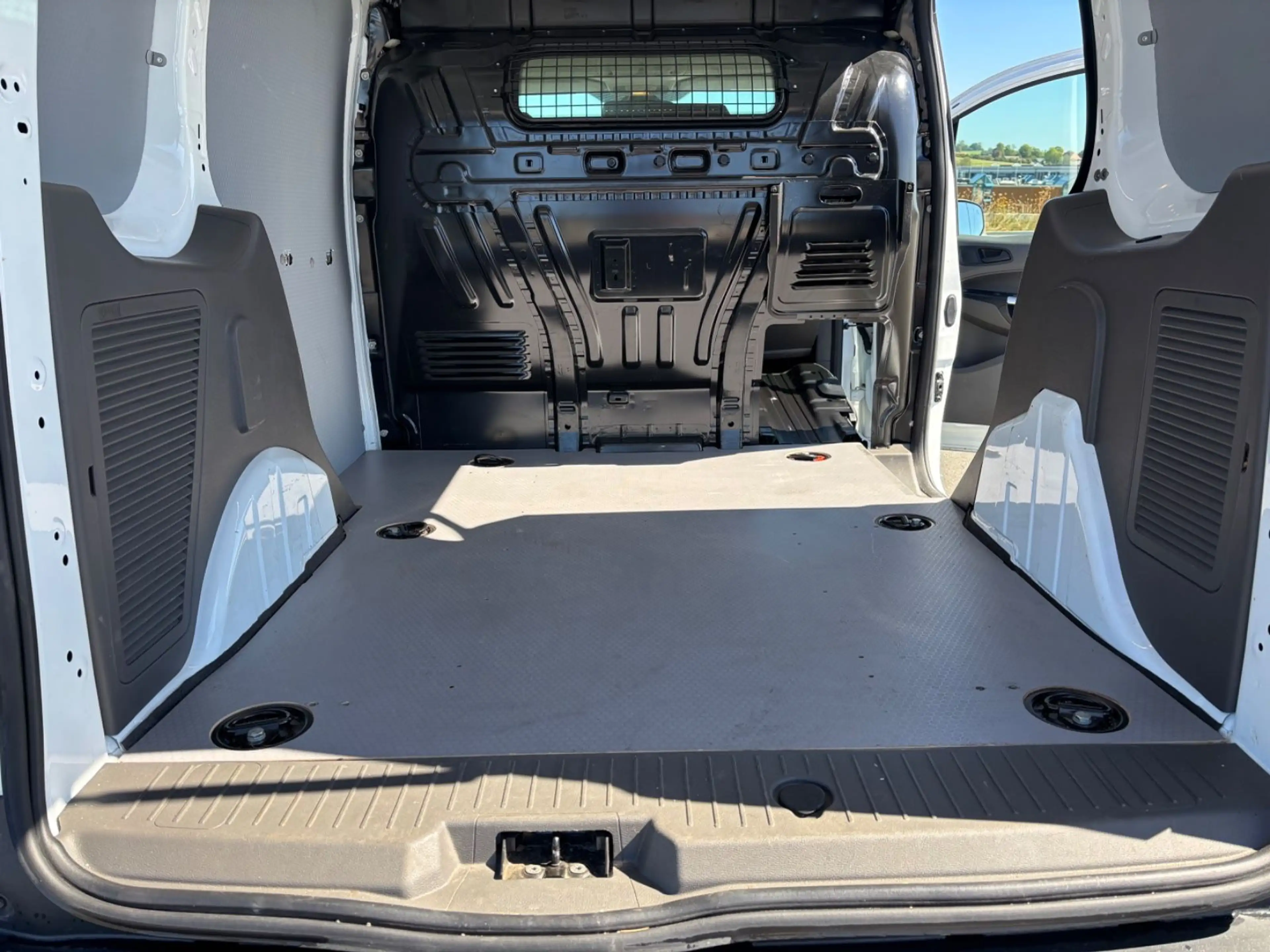 Ford Transit Connect 1.5 TDCI Kasten Trend — photo 14