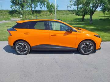 MG4 Luxury 64 kWh Luxury