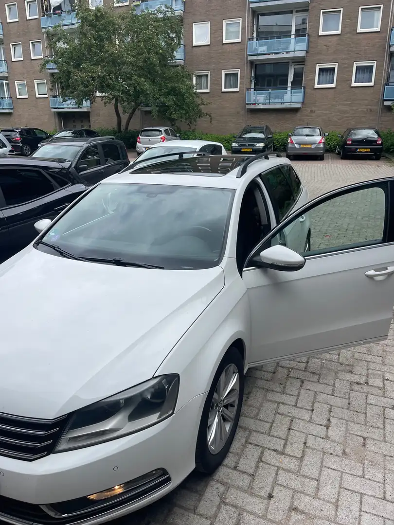 Volkswagen Passat Passat 1.8 TSI Highline Білий - 1