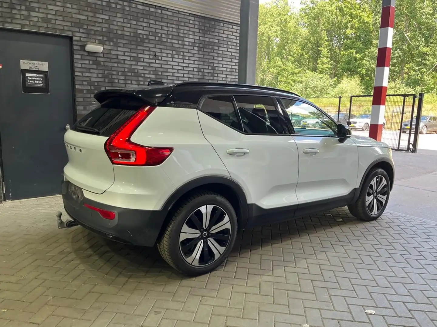 Volvo XC40 Recharge Twin 78 kWh | Stoel+Stuurverwarming | Cam Wit - 2