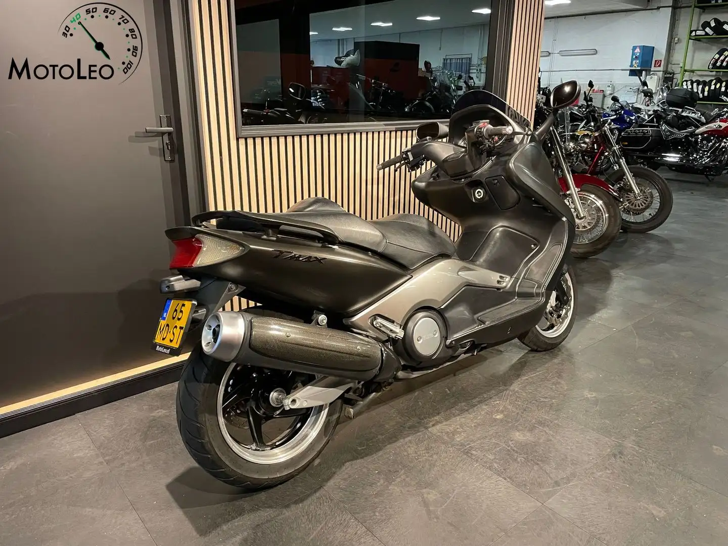 Yamaha TMAX 500 XP T-MAX Zwart - 2