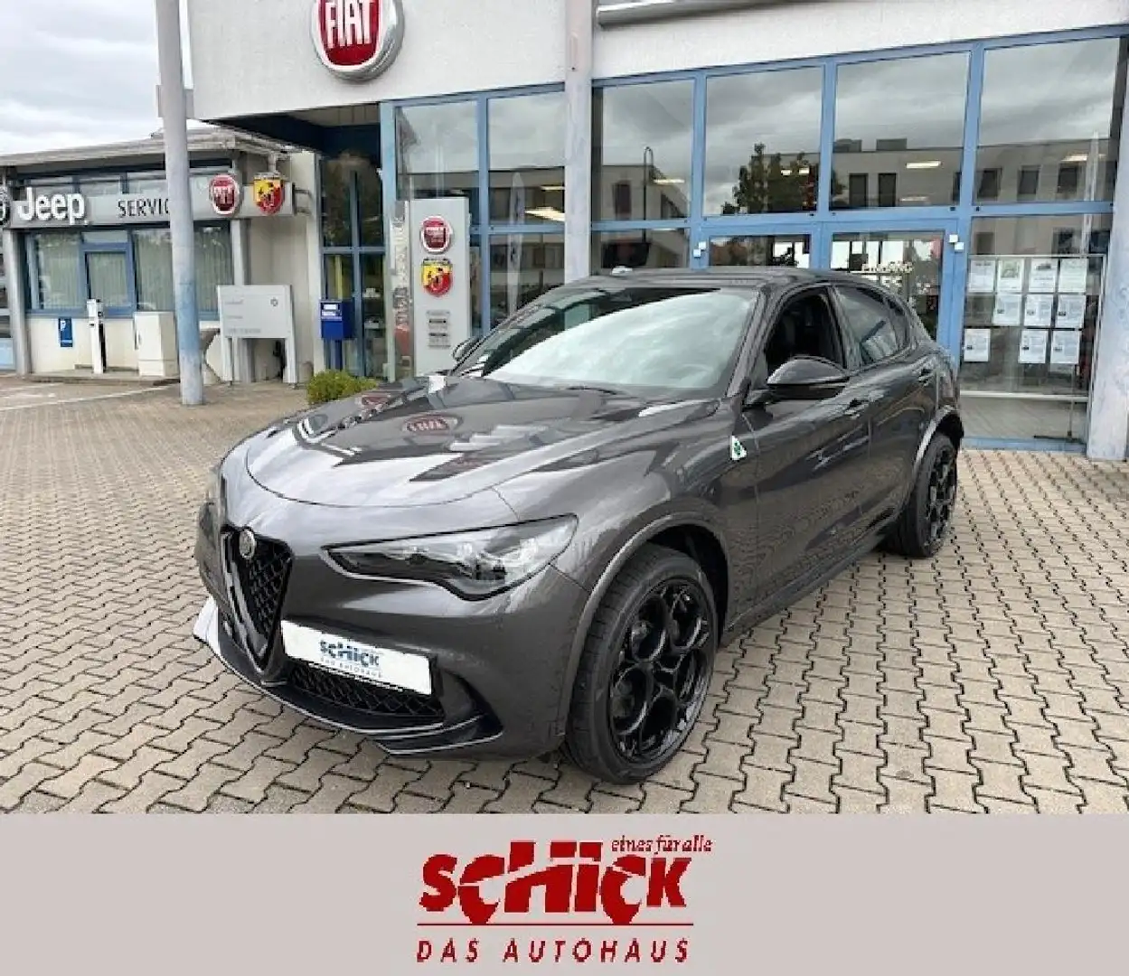 Alfa Romeo Stelvio Stelvio Quadrifoglio Q4 2.9 V6 Bi-Turbo Grau - 1