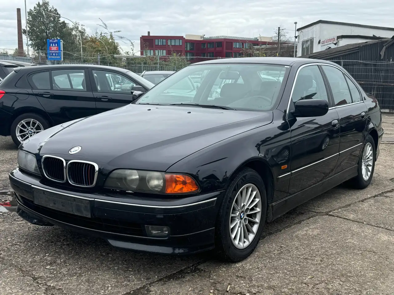 BMW 523i*SERVO LEDERLENKRAD ALUFELGEN KLIMA MEMORY, foto 3