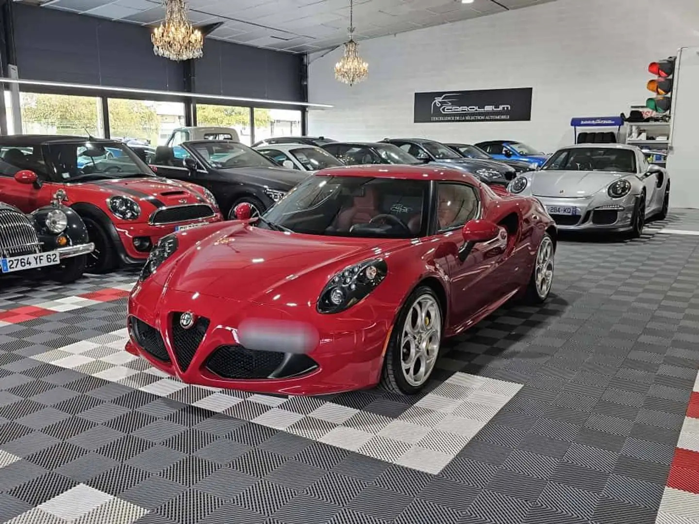 Alfa Romeo 4C 1750 TBi 240 Rot - 1