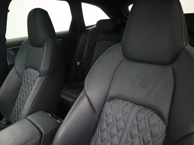 Audi A6 view 30