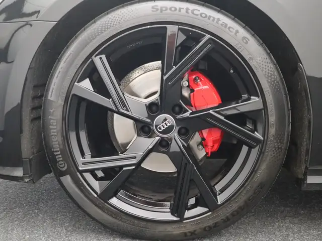 Audi A6 view 6