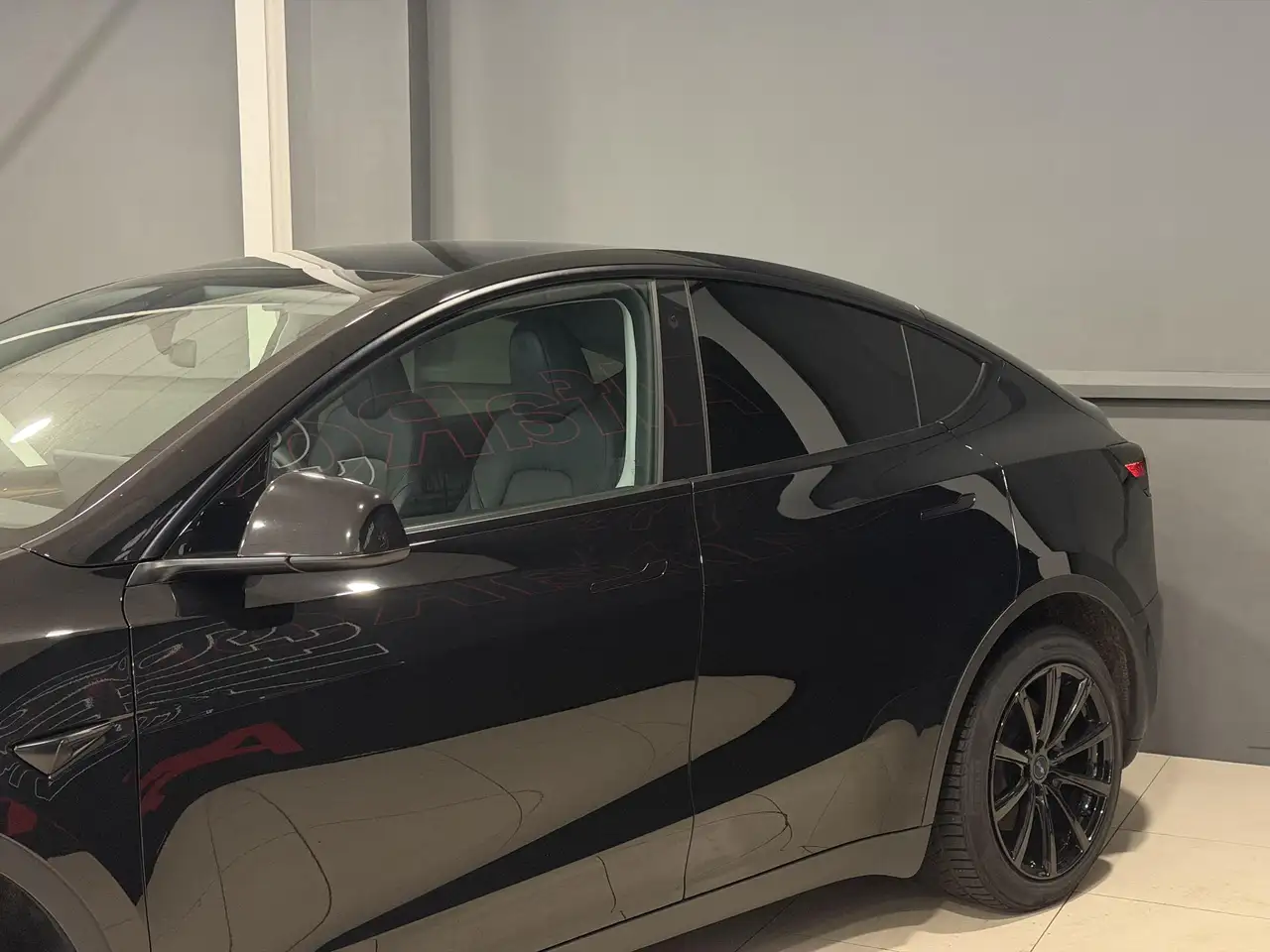 Tesla Model Y Long Range AWD 75 kWh SOH 92% Autopilot, миниатюра 14
