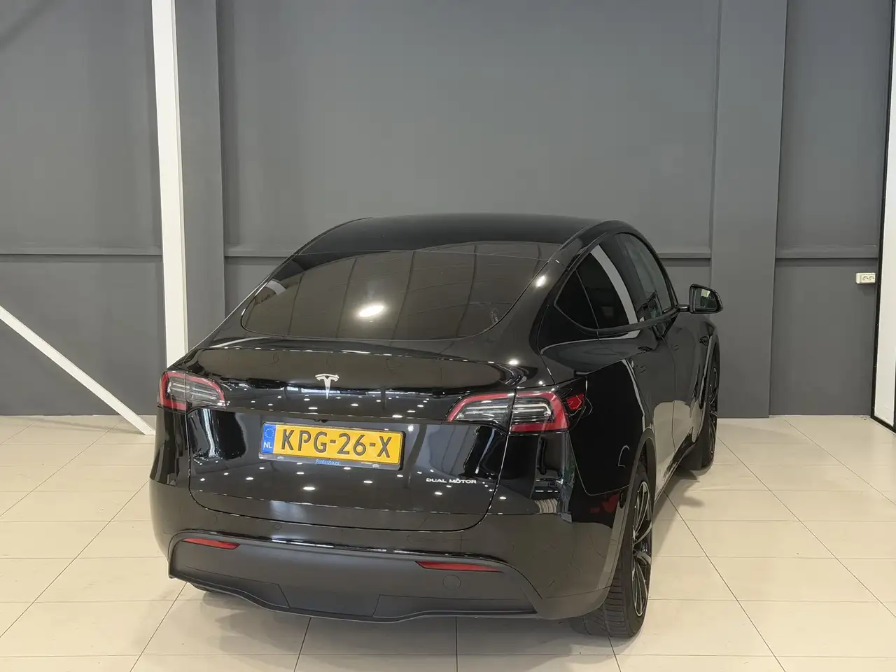 Tesla Model Y Long Range AWD 75 kWh SOH 92% Autopilot, миниатюра 26