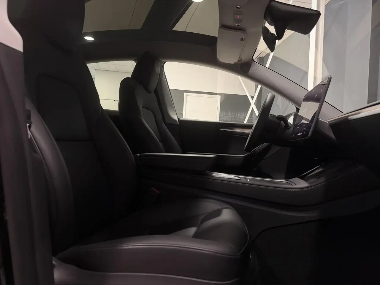Tesla Model Y Long Range AWD 75 kWh SOH 92% Autopilot, миниатюра 25