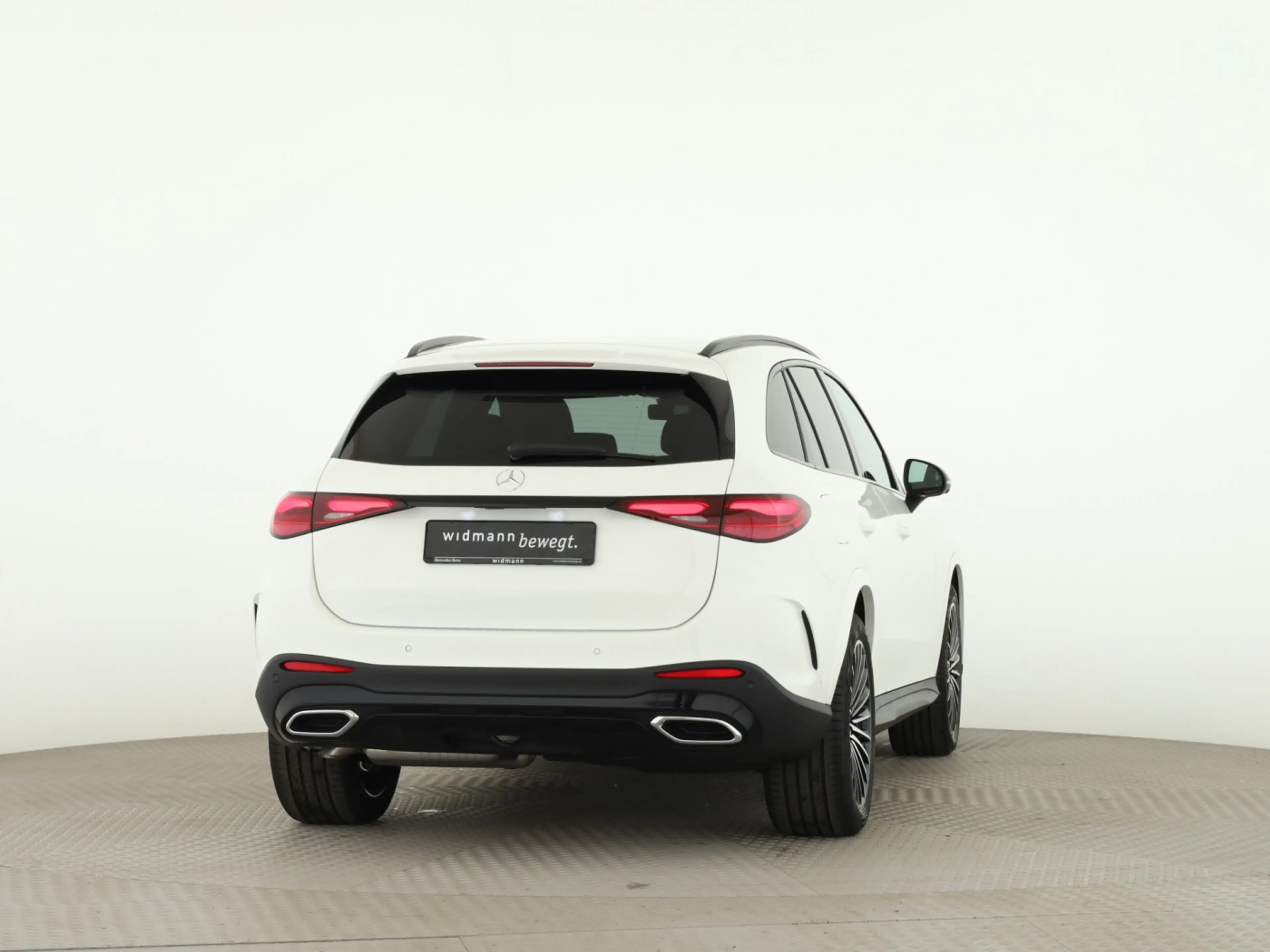 Mercedes-Benz GLC 220 d 4MATIC Edition AMG*AHK*Soundsy.*20Zoll — photo 2