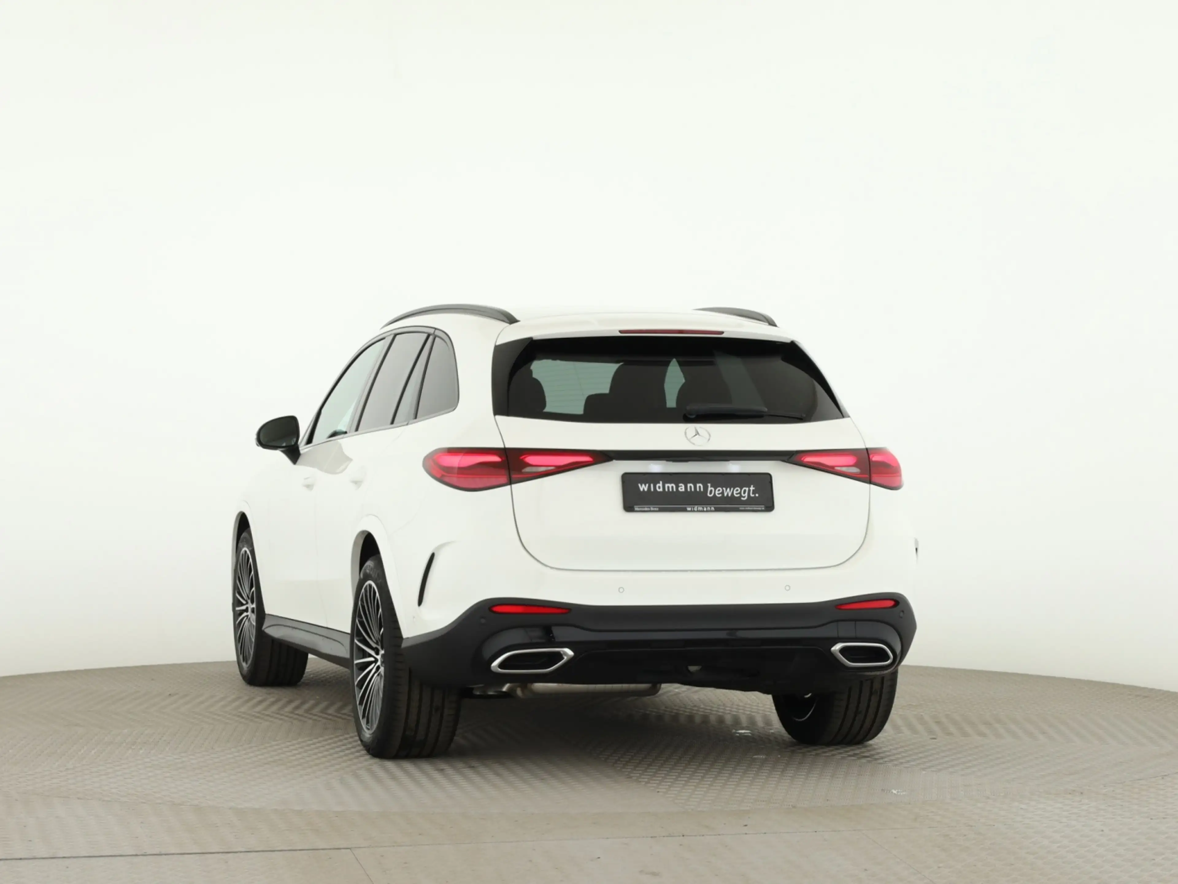 Mercedes-Benz GLC 220 d 4MATIC Edition AMG*AHK*Soundsy.*20Zoll — photo 4