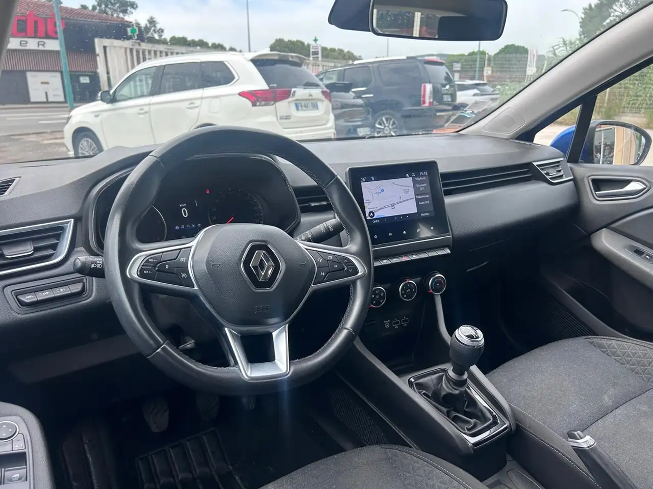 Renault Clio Citadine 3 portes — photo 7
