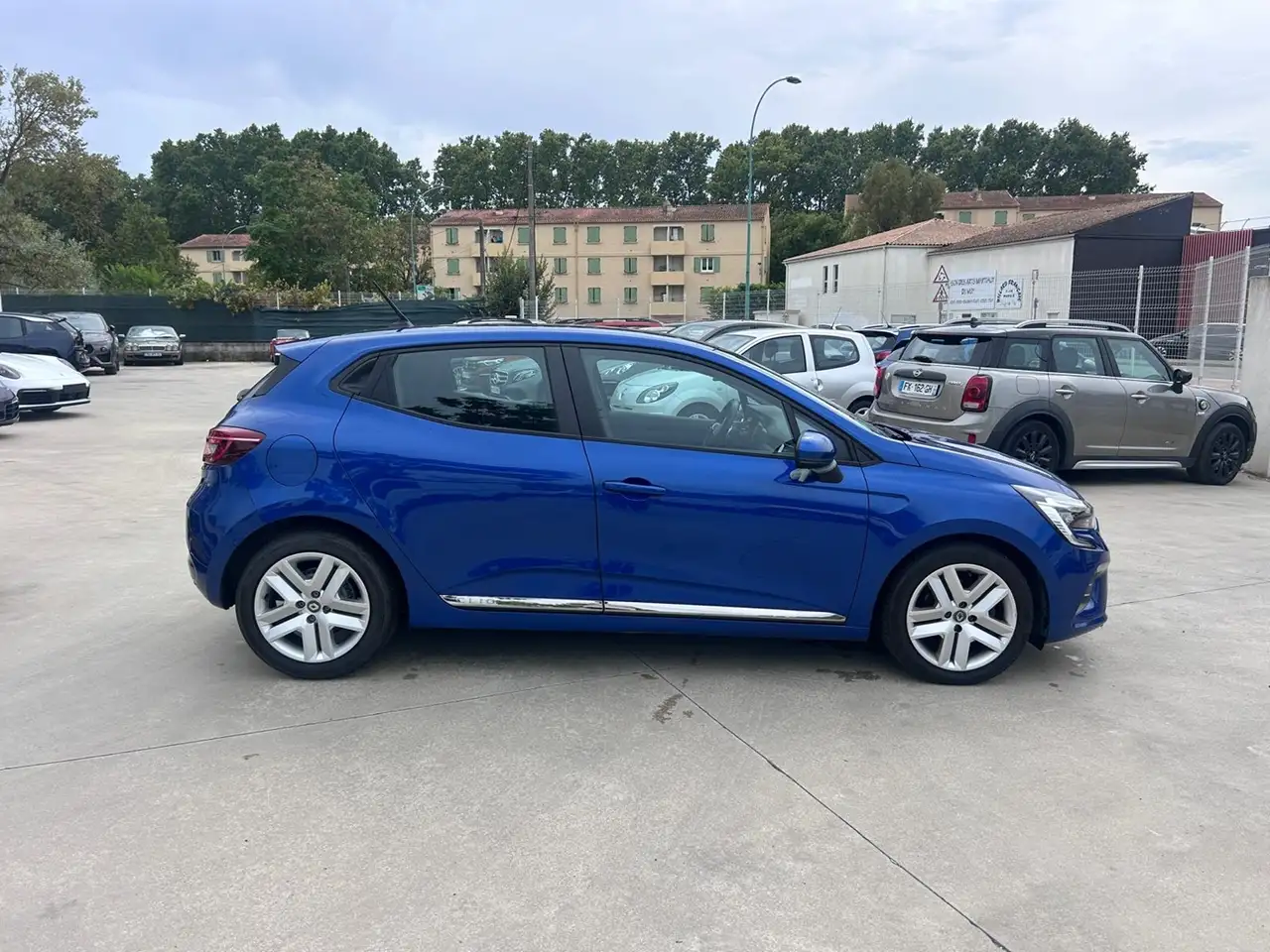 Renault Clio Citadine 3 portes — photo 4