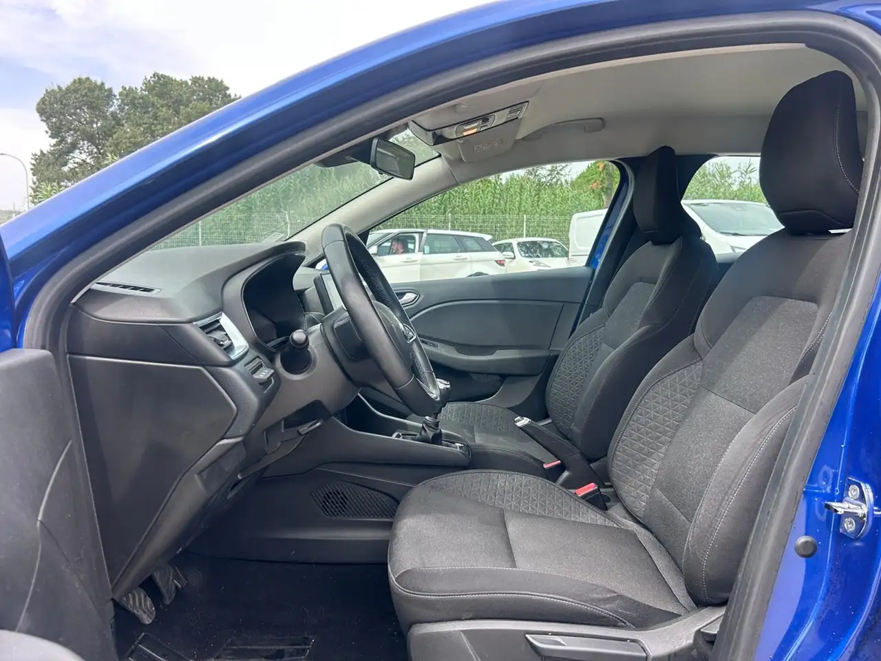 Renault Clio Citadine 3 portes — photo 13