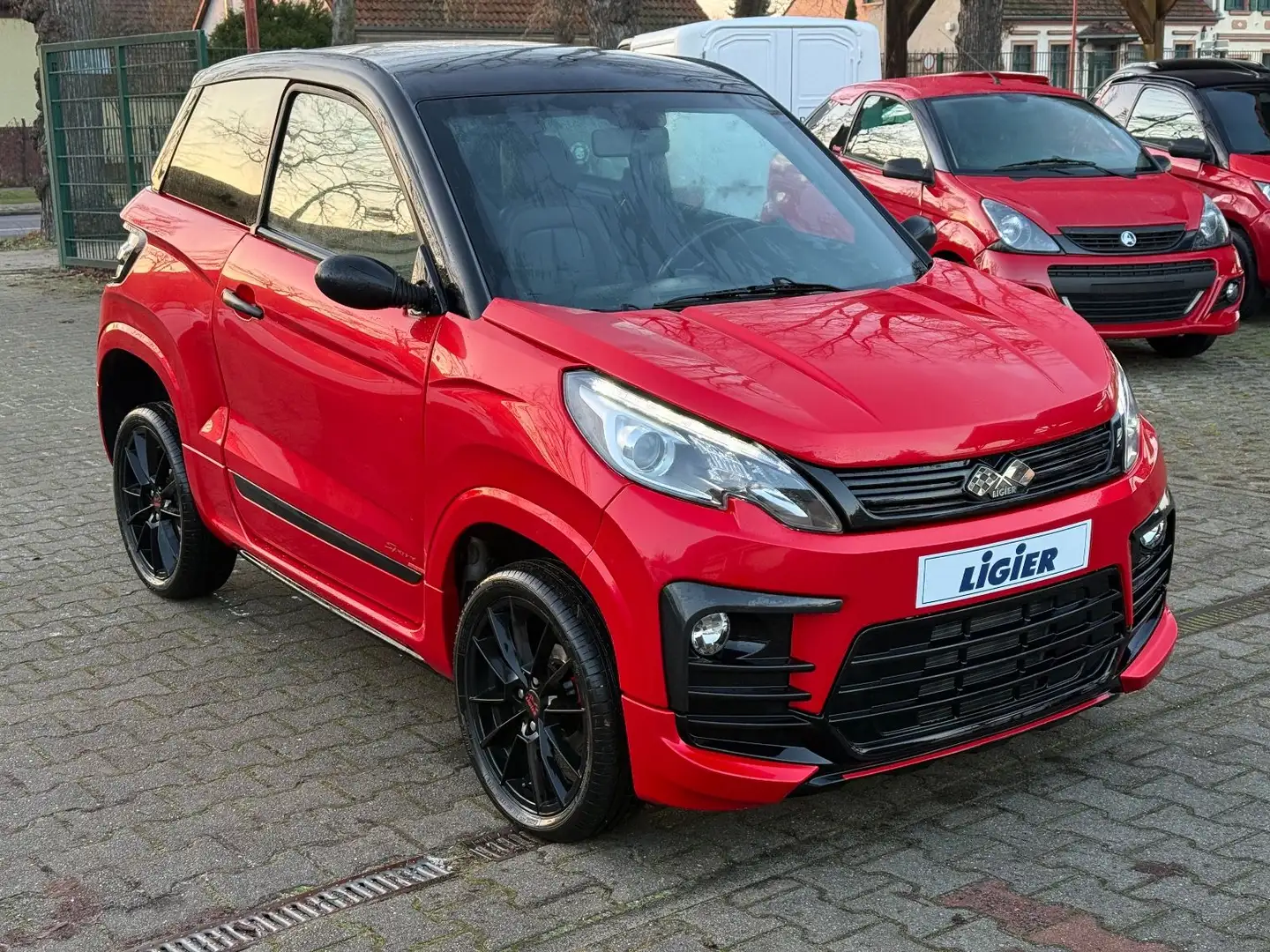 Ligier JS 60 DCI Ultimate 45 KM/H Mopedauto Rouge - 1