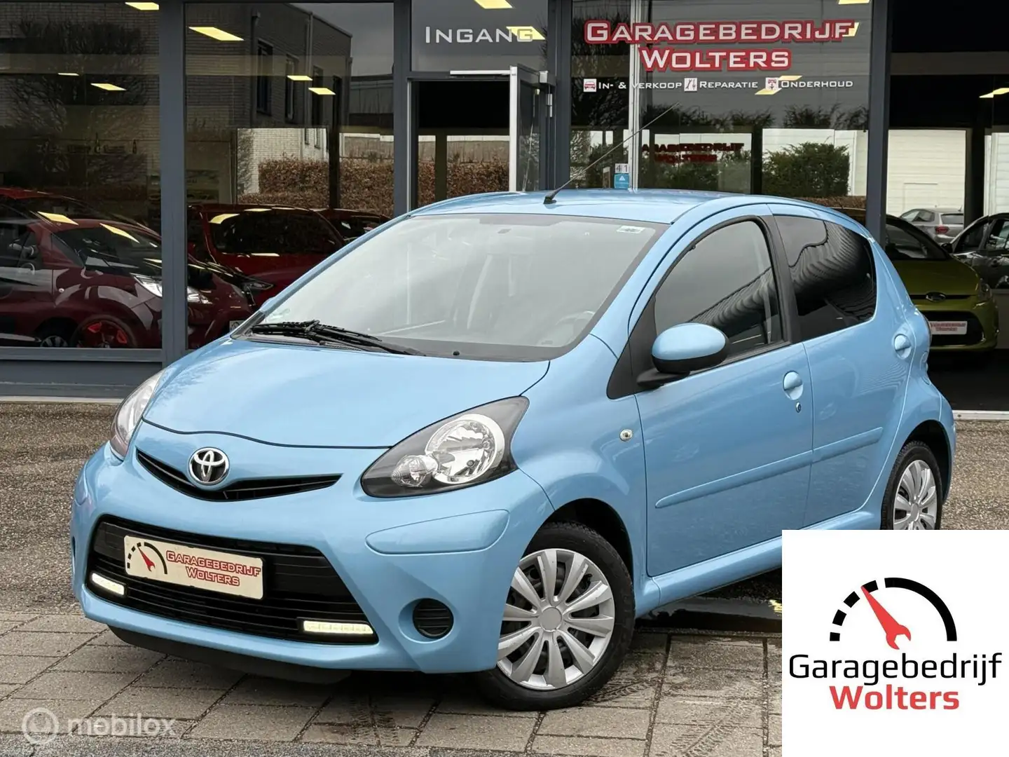 Toyota Aygo 1.0 VVT-i Dynamic UNIEKE KLEUR Bluetooth NW APK Azul - 1