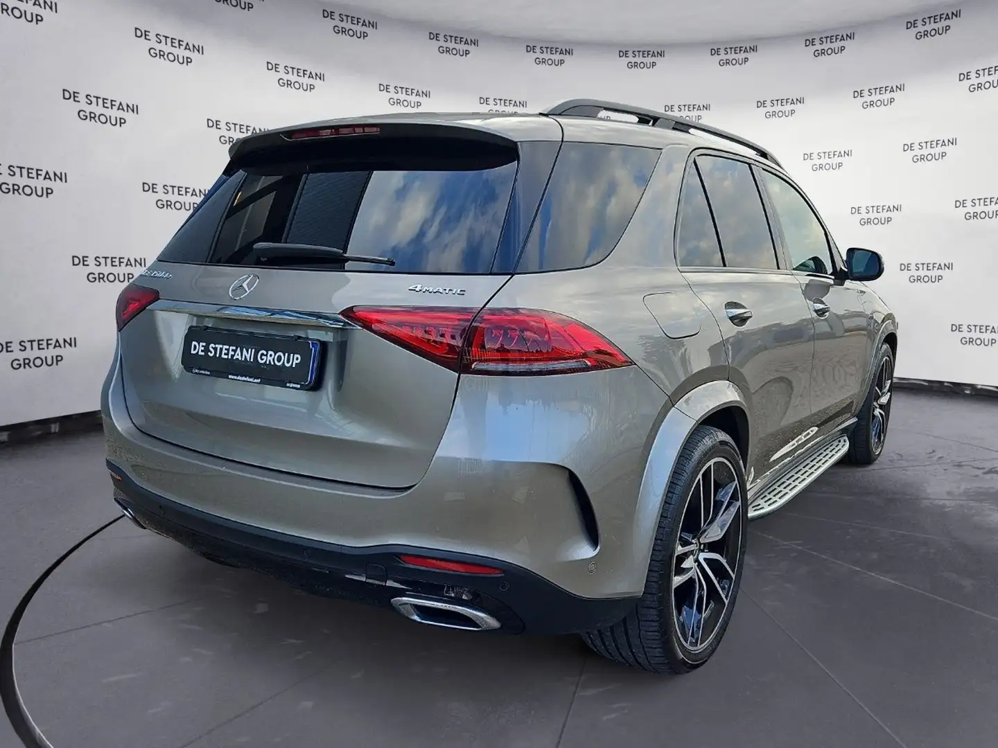 Mercedes-Benz GLE 350 GLE 350 de 4Matic Plug-in Hybrid Premium Plus NIGHT-PACK Argento - 2