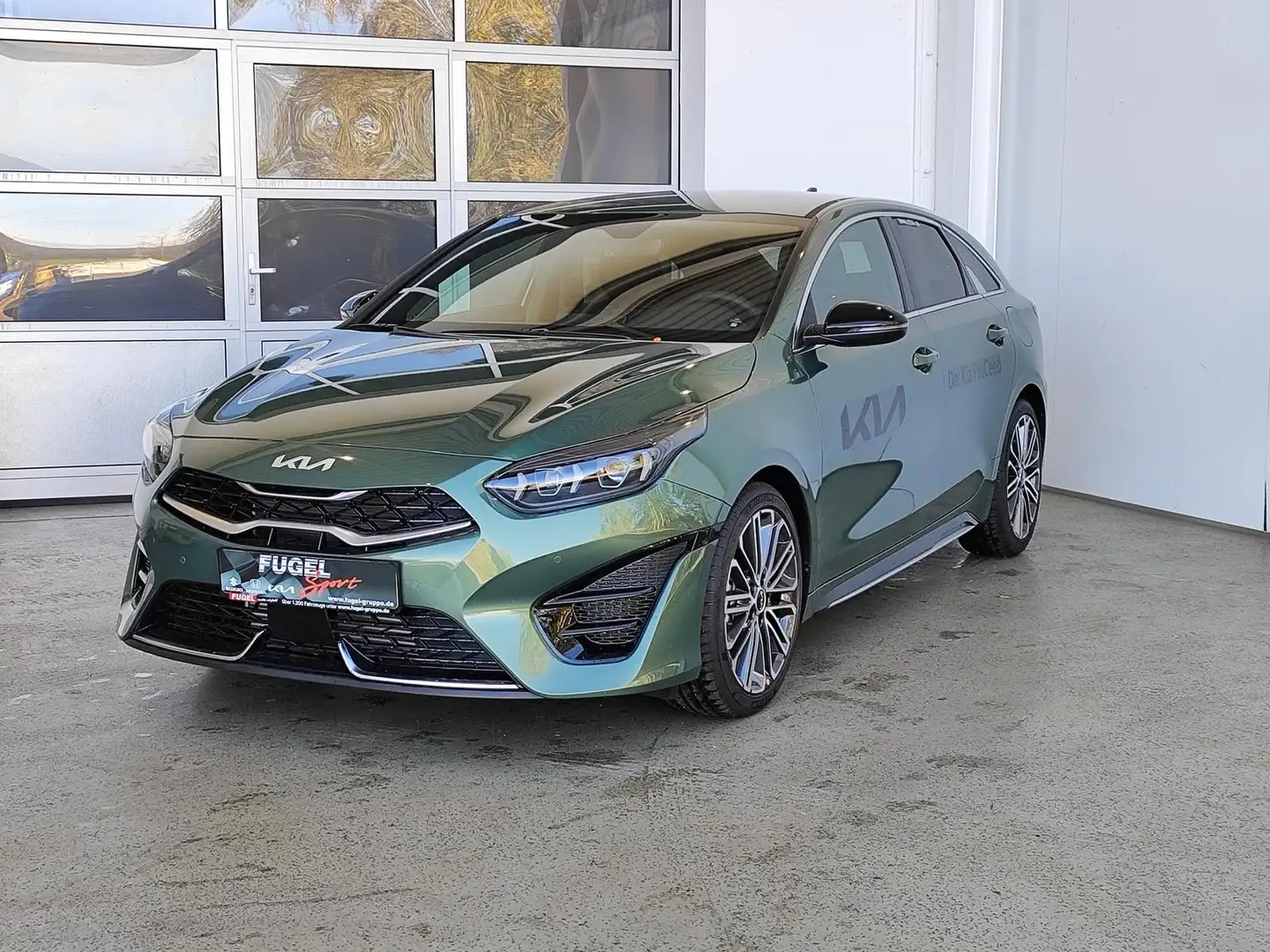 Kia ProCeed / pro_cee'd ProCeed 1.5 T-GDi DCT GT-Line LED|Navi|Tech.|18Z Зелений - 2