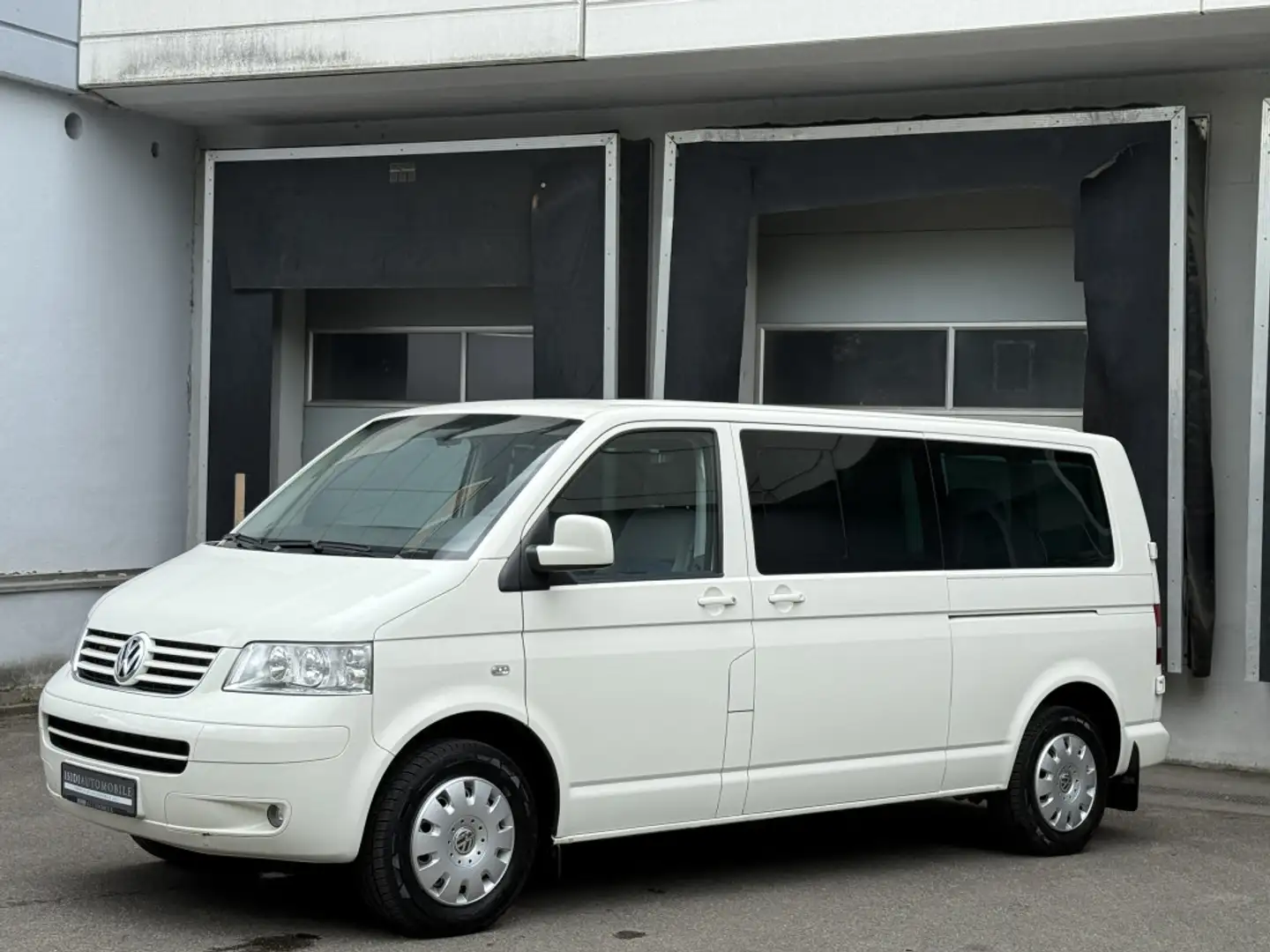 Volkswagen T5 Caravelle Lang 8-Sitze Klima Anhängerkupplung Weiß - 2
